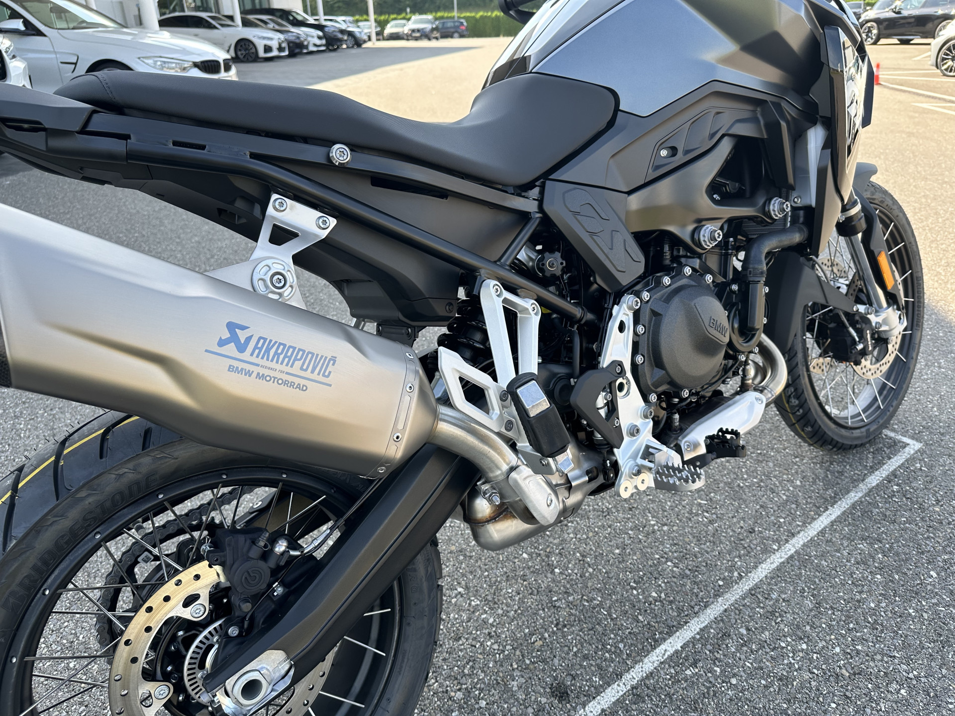 BMW F 900 GS-image-14