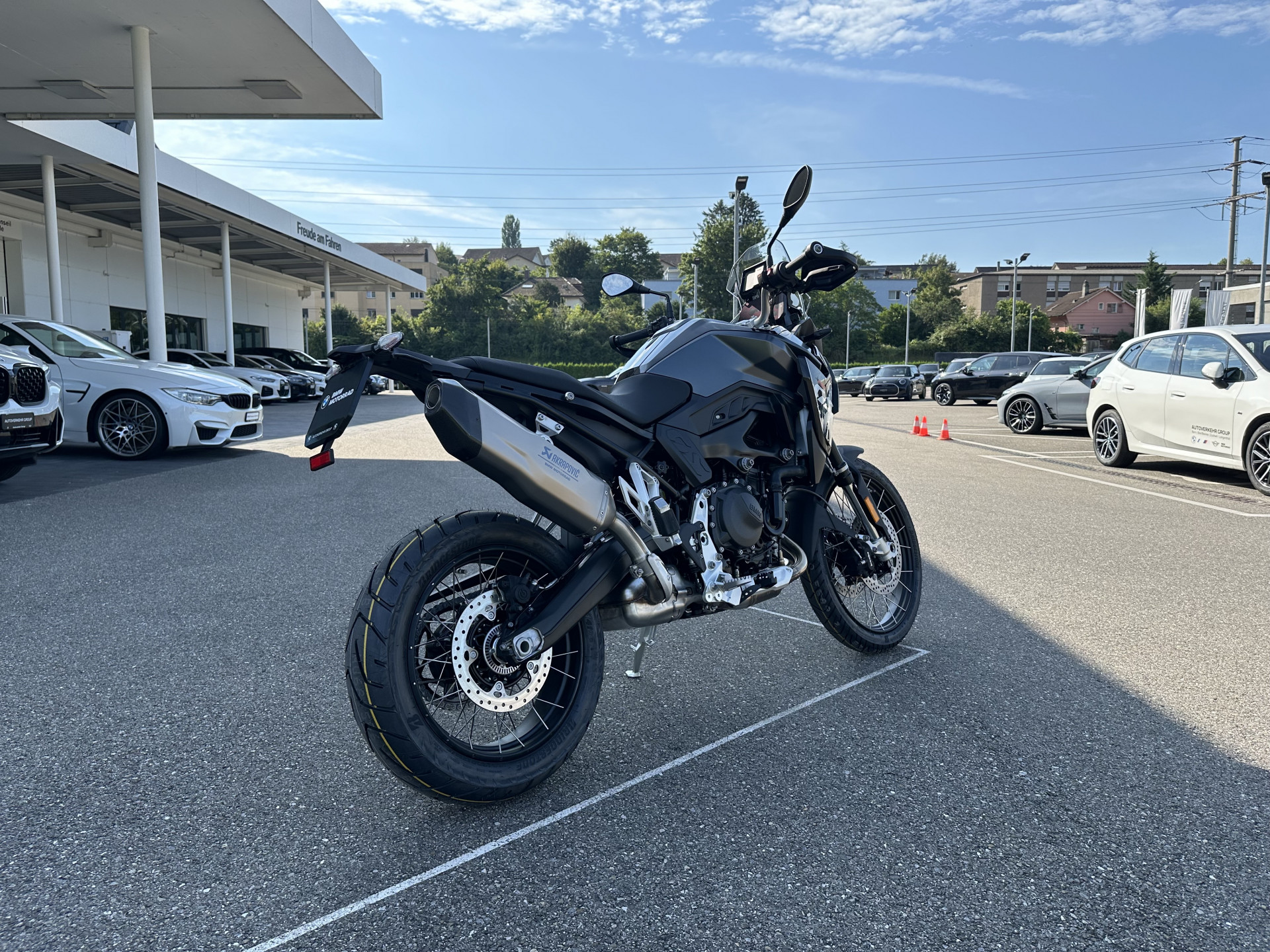 BMW F 900 GS-image-9