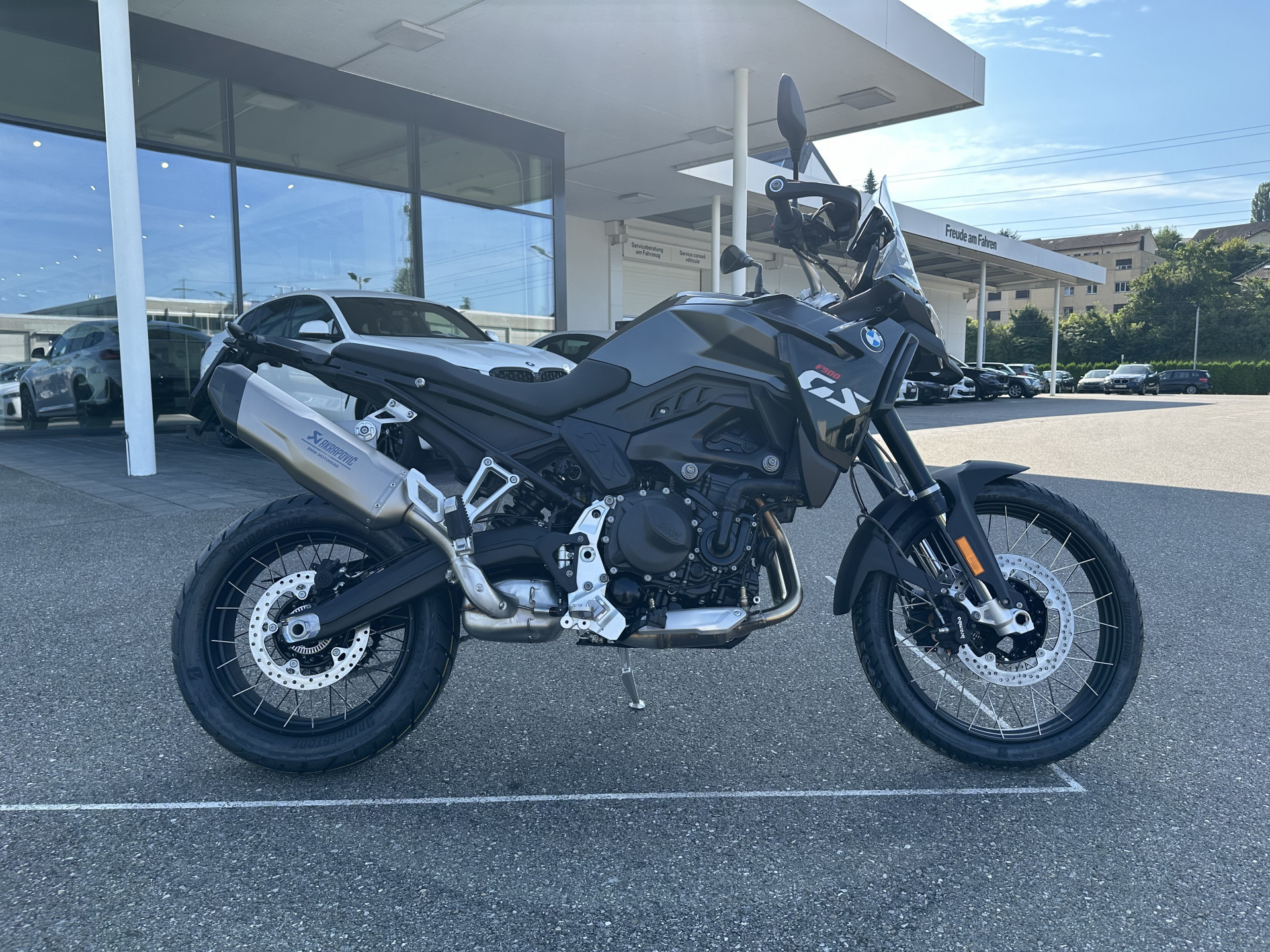 BMW F 900 GS-image-10