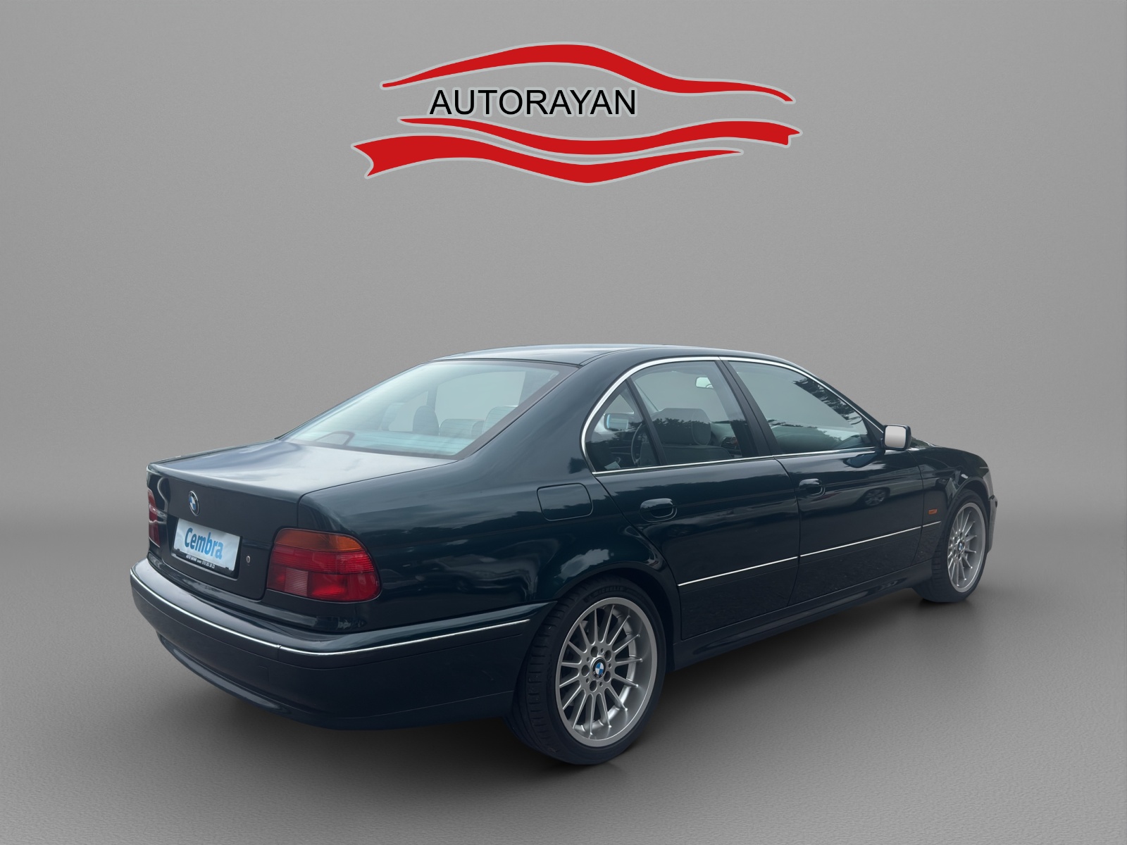 BMW 528i-image-4