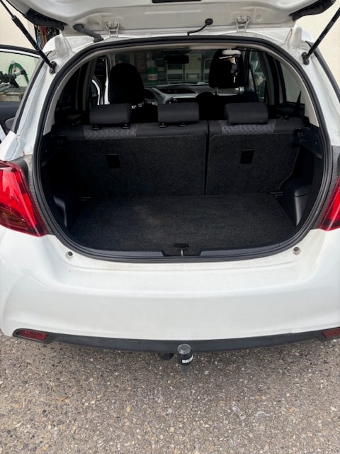 TOYOTA Yaris 1.33 Trend Multidrive S-image-8