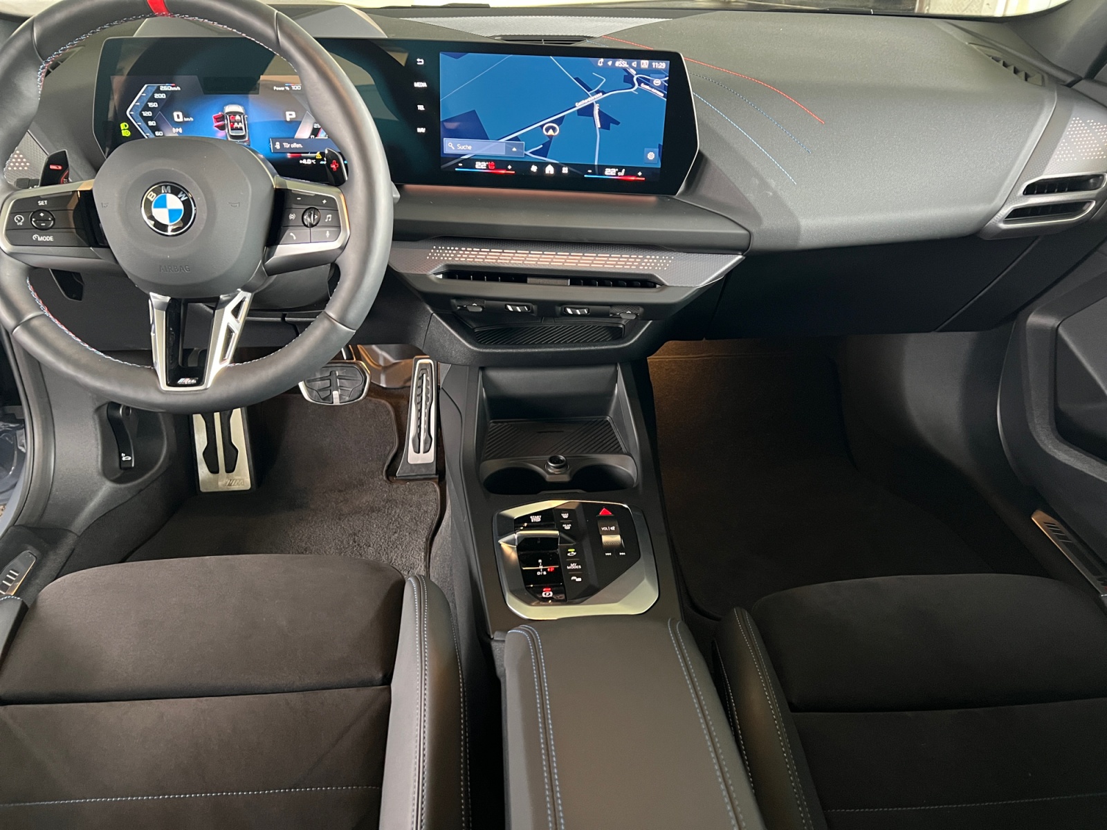 BMW M135i xDrive-image-9