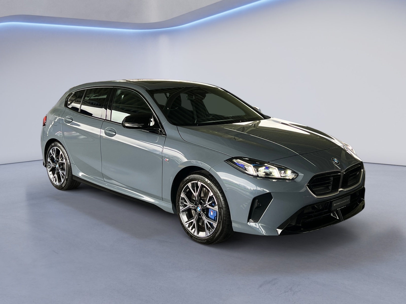 BMW M135i xDrive-image-6