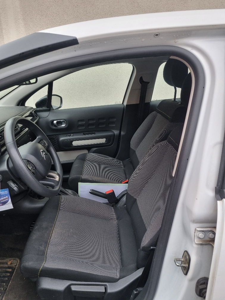 CITROEN C3 1.2i PureTech Feel EAT-image-7