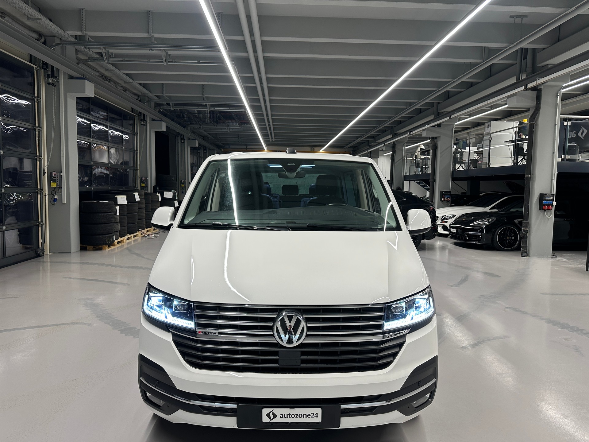 VW T6.1 Multivan 2.0 TDI 199 Highline DSG 4m *CH-Auto*Frisch MFK l Lückenlose Servicehistorie bei VW*-image-4