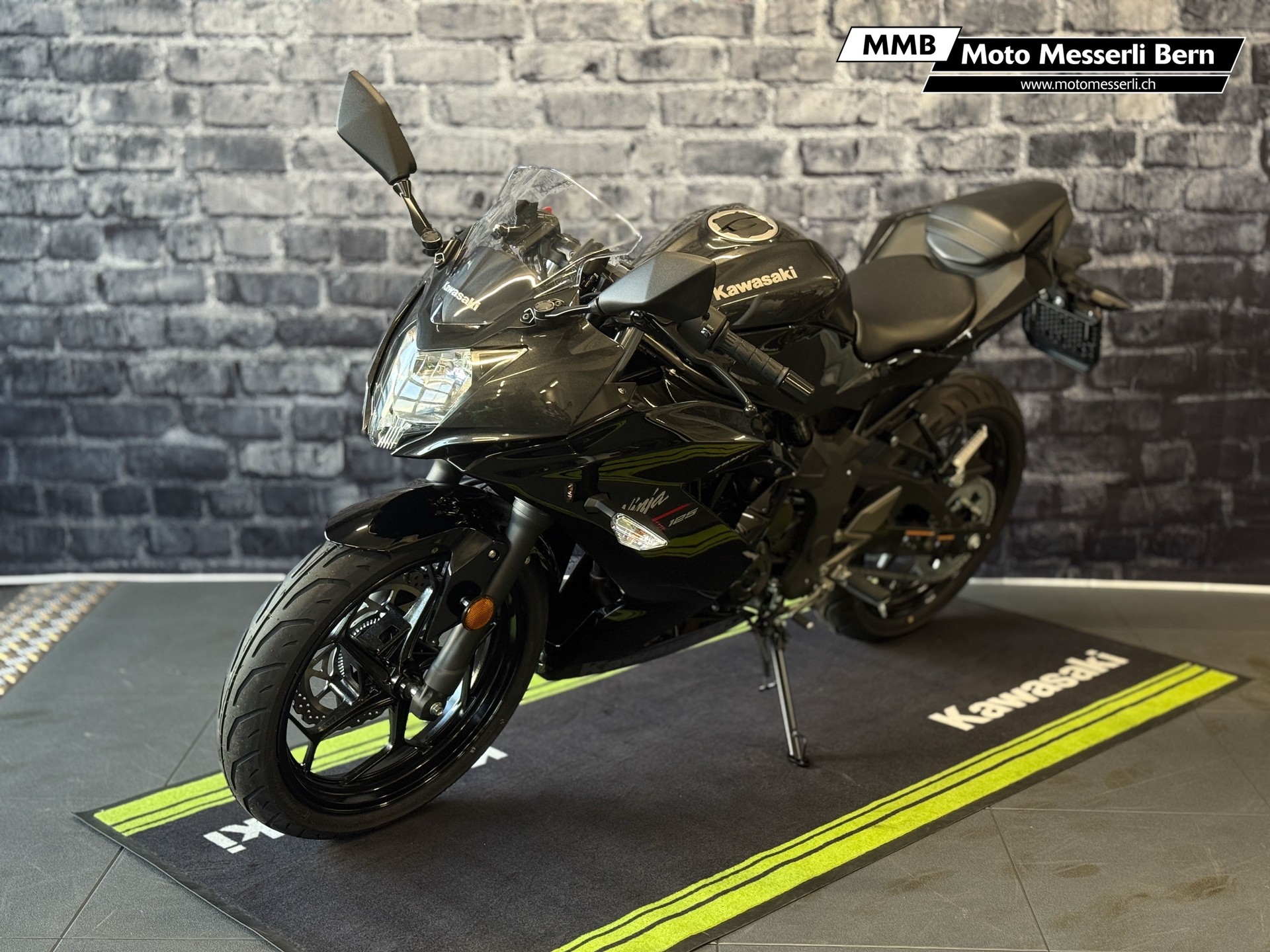 KAWASAKI Ninja 125-image-5