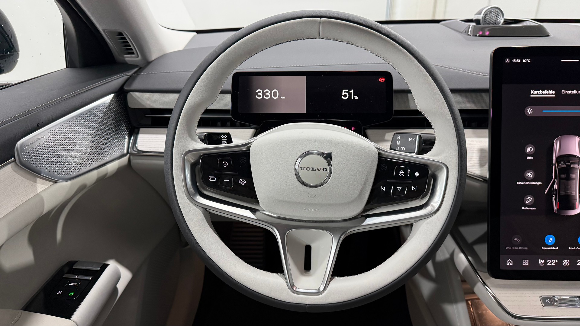 VOLVO ES90 Ultra-image-12