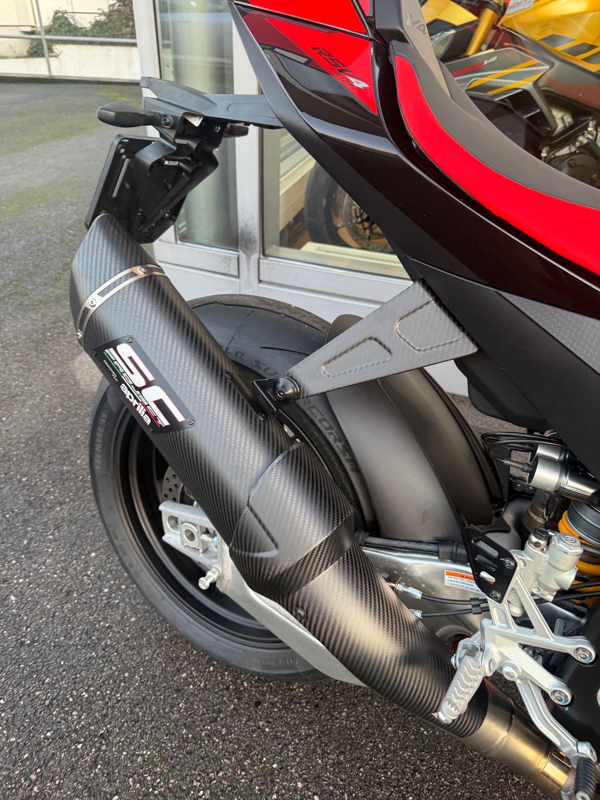APRILIA RSV4 1100 E5+ Factory-image-4