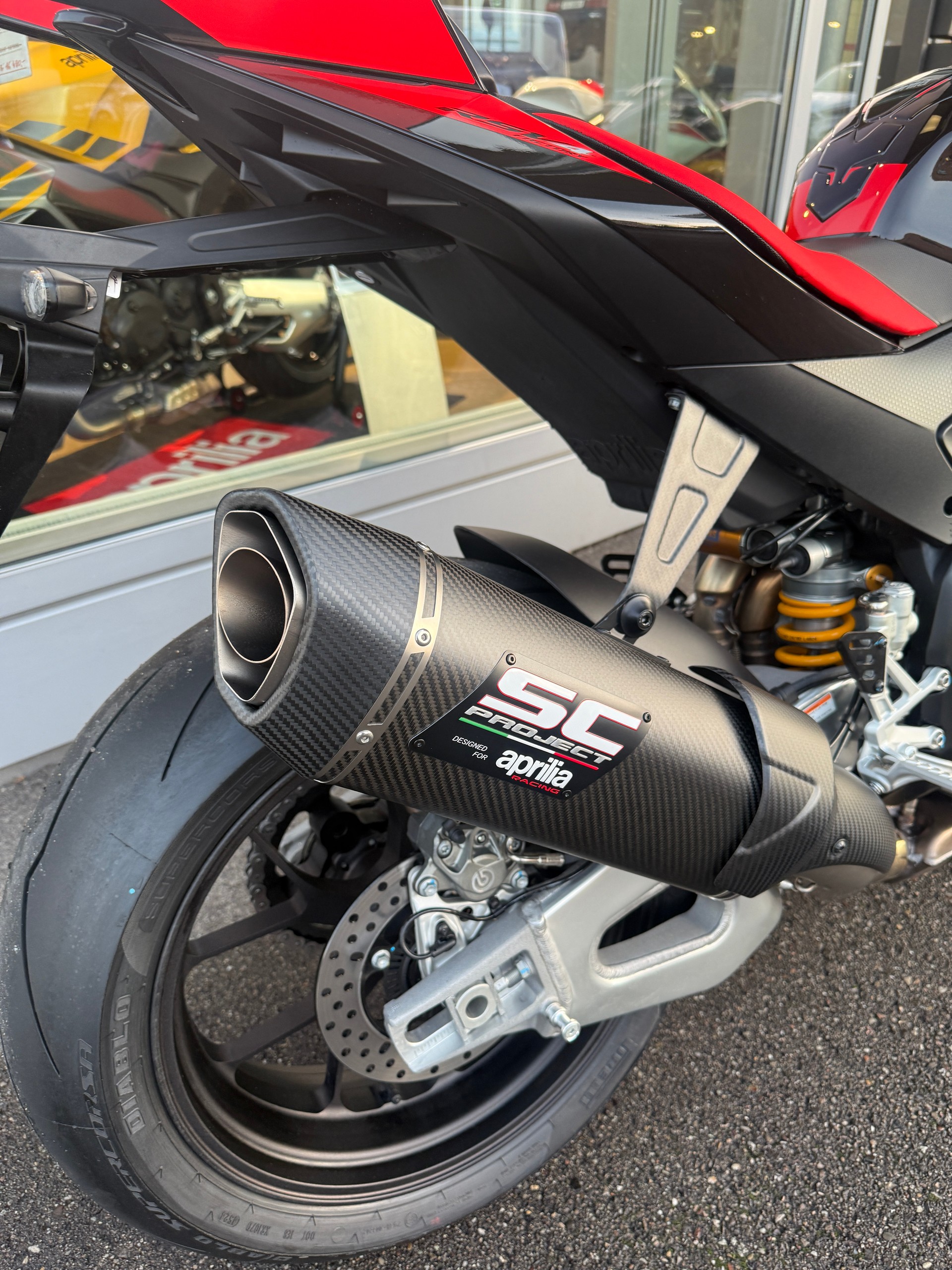APRILIA RSV4 1100 E5+ Factory-image-3