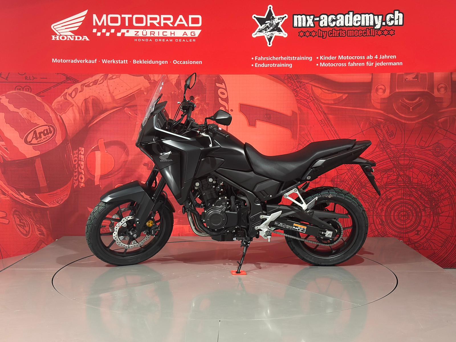 HONDA NX 500 *Matte Gunpowder Black Metallic* *Neufahrzeug*-image-5