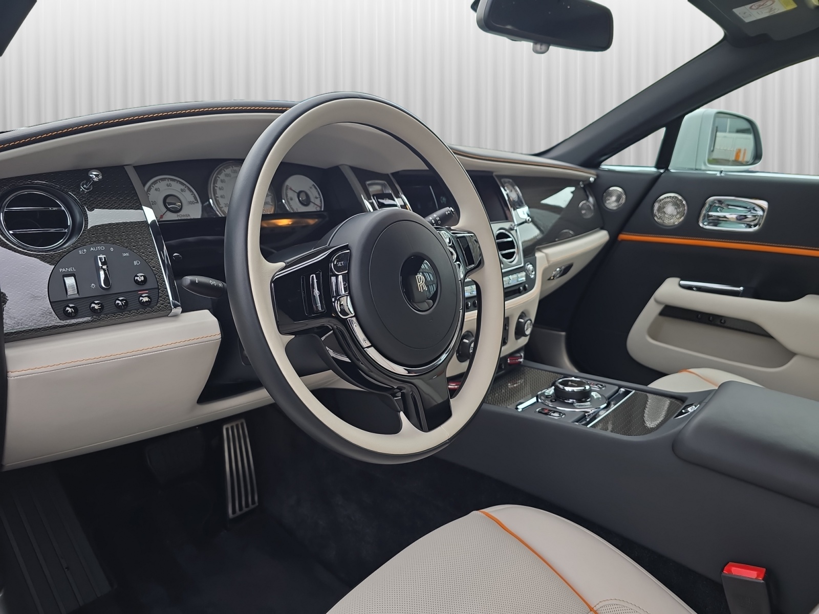 ROLLS-ROYCE Wraith Black Badge - RR Provenance 24 Monaten Garantie und Service-image-4