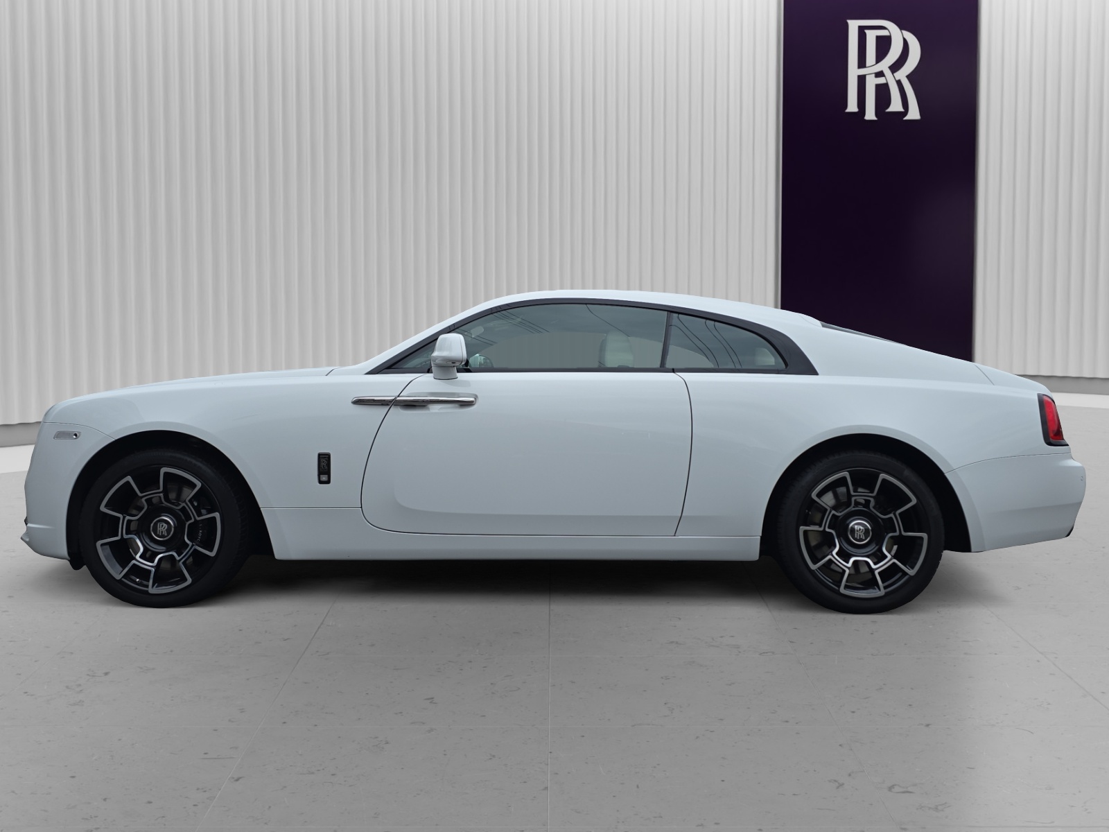 ROLLS-ROYCE Wraith Black Badge - RR Provenance 24 Monaten Garantie und Service-showroom-element-3
