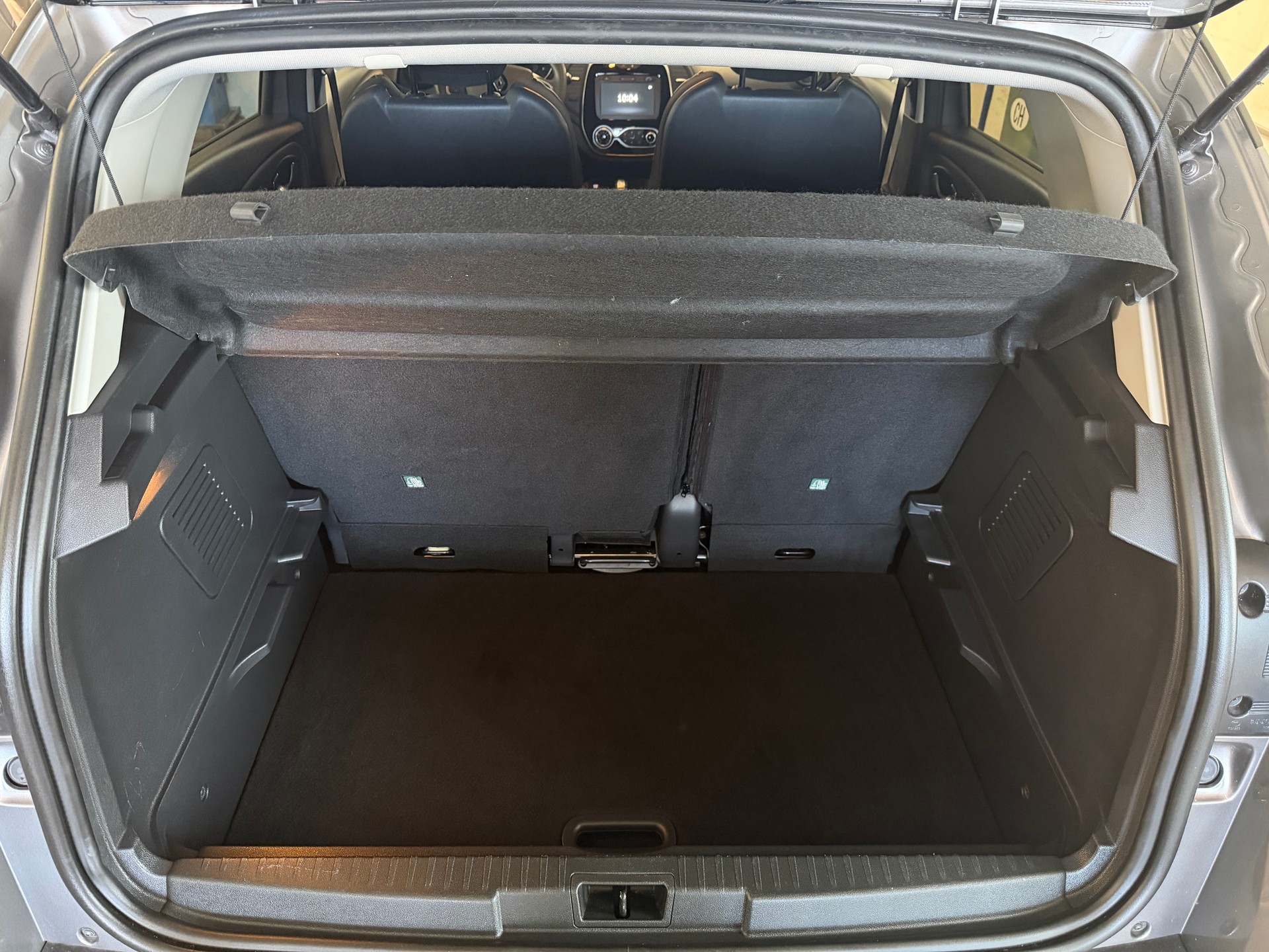 RENAULT Captur 1.2 T 16V Intens EDC-image-21