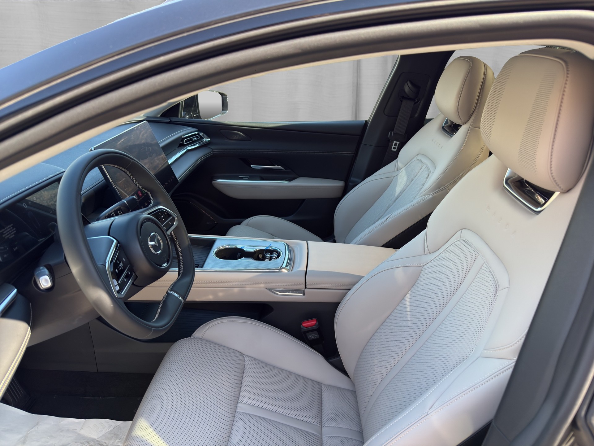 MAZDA 6e 258 69kWh Takumi-image-8