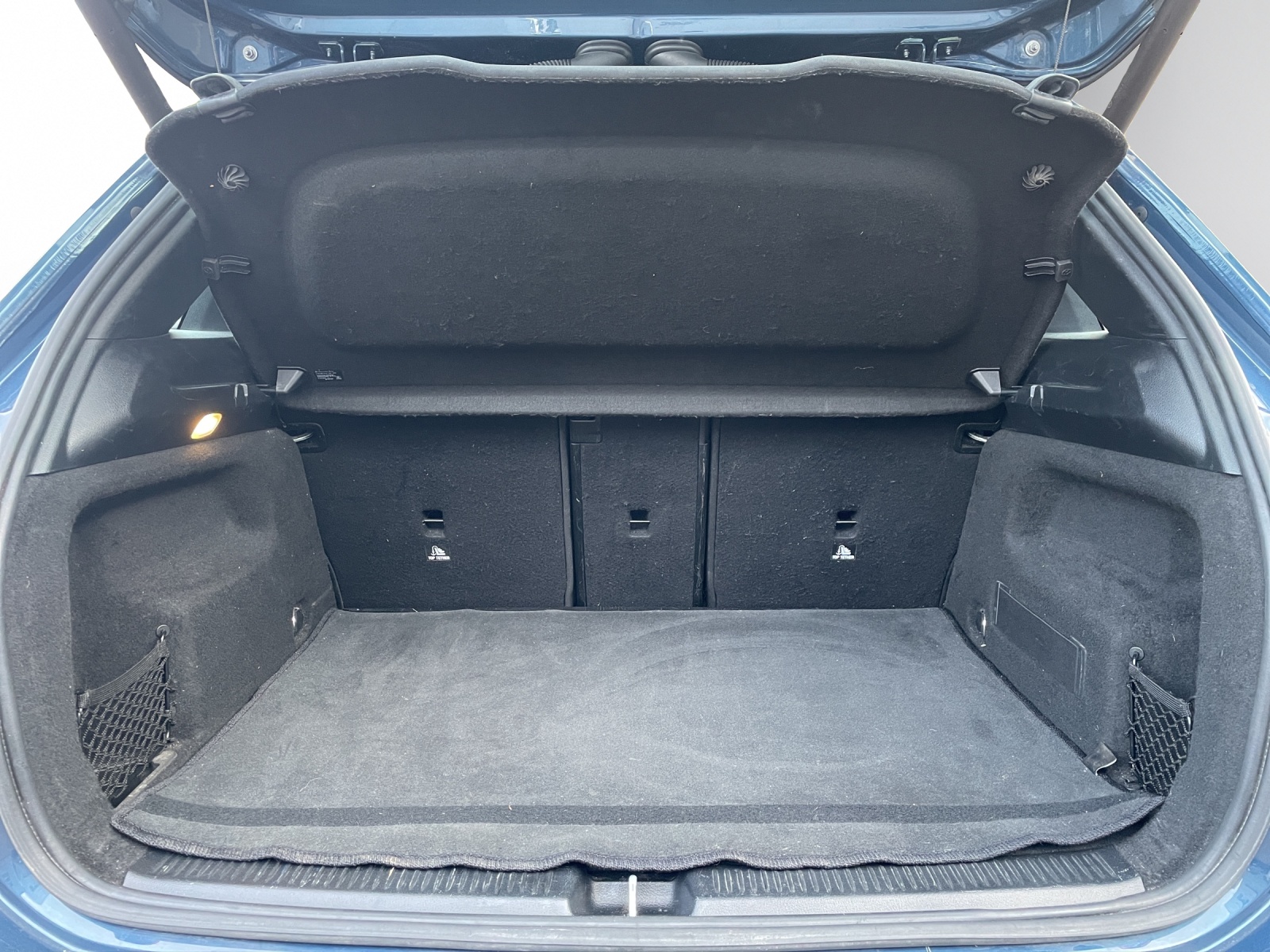 MERCEDES-BENZ B 180 AMG Line 7G-DCT-image-19