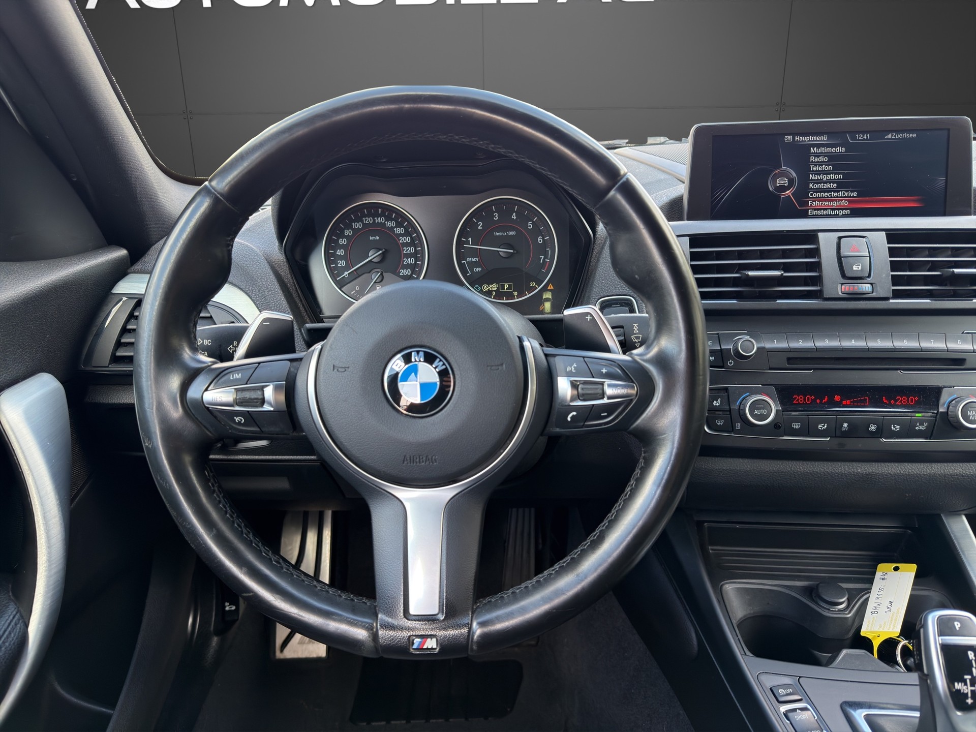 BMW M135i xDrive Steptronic-image-11