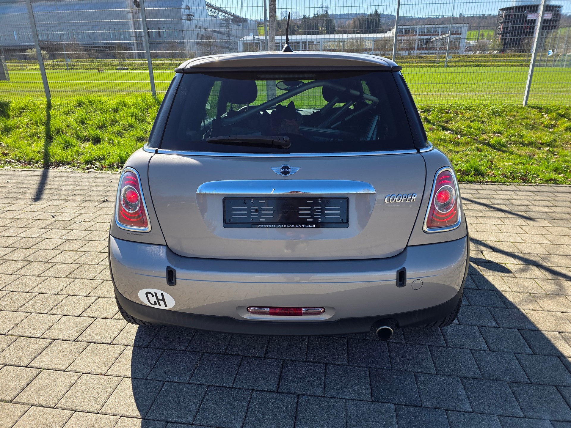 MINI Cooper-image-6