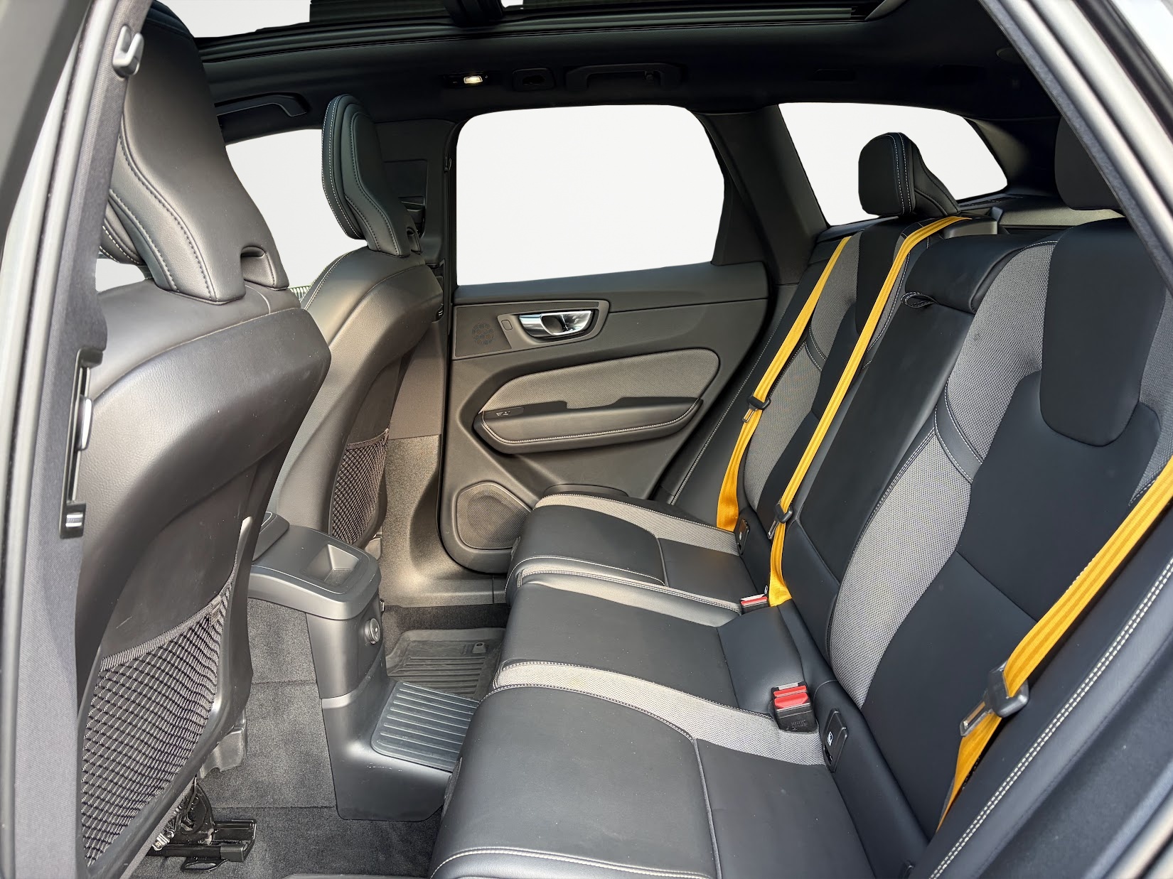 VOLVO XC60 T8 eAWD PluginHybrid Polestar Geartronic-image-12