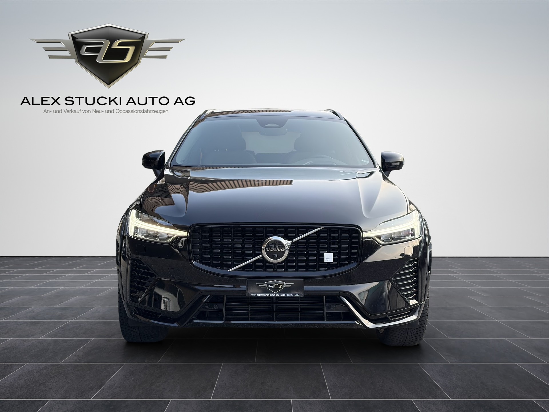 VOLVO XC60 T8 eAWD PluginHybrid Polestar Geartronic-showroom-element-1