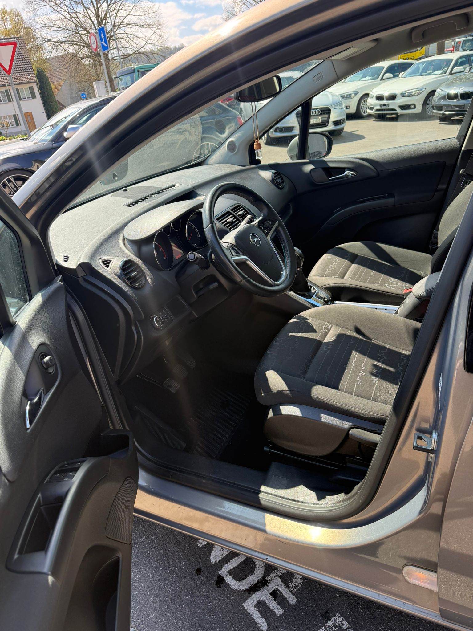 OPEL Meriva 1.7 CDTi Cosmo-image-7