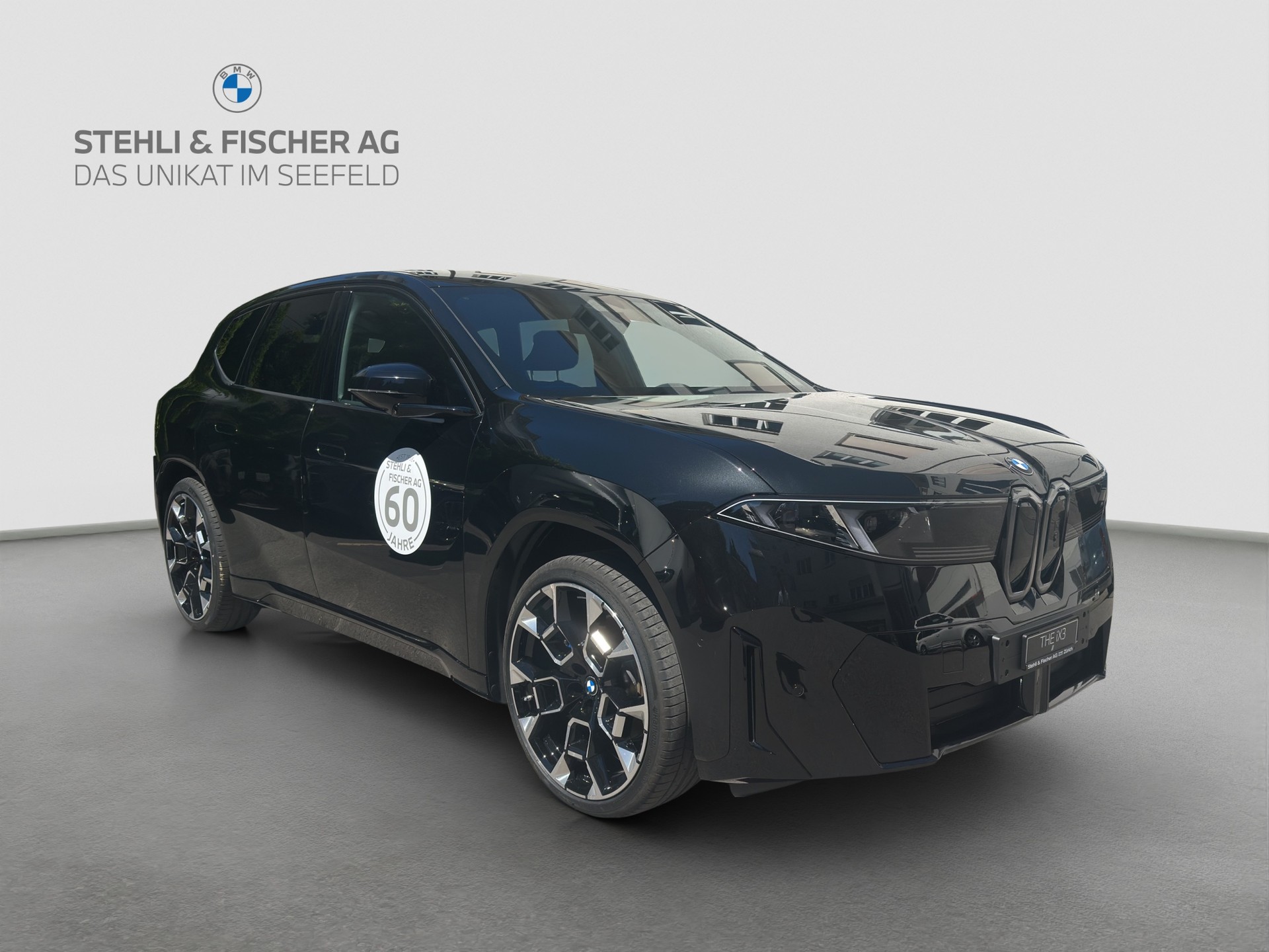 BMW iX3 50 xDrive M Sport-showroom-element-1
