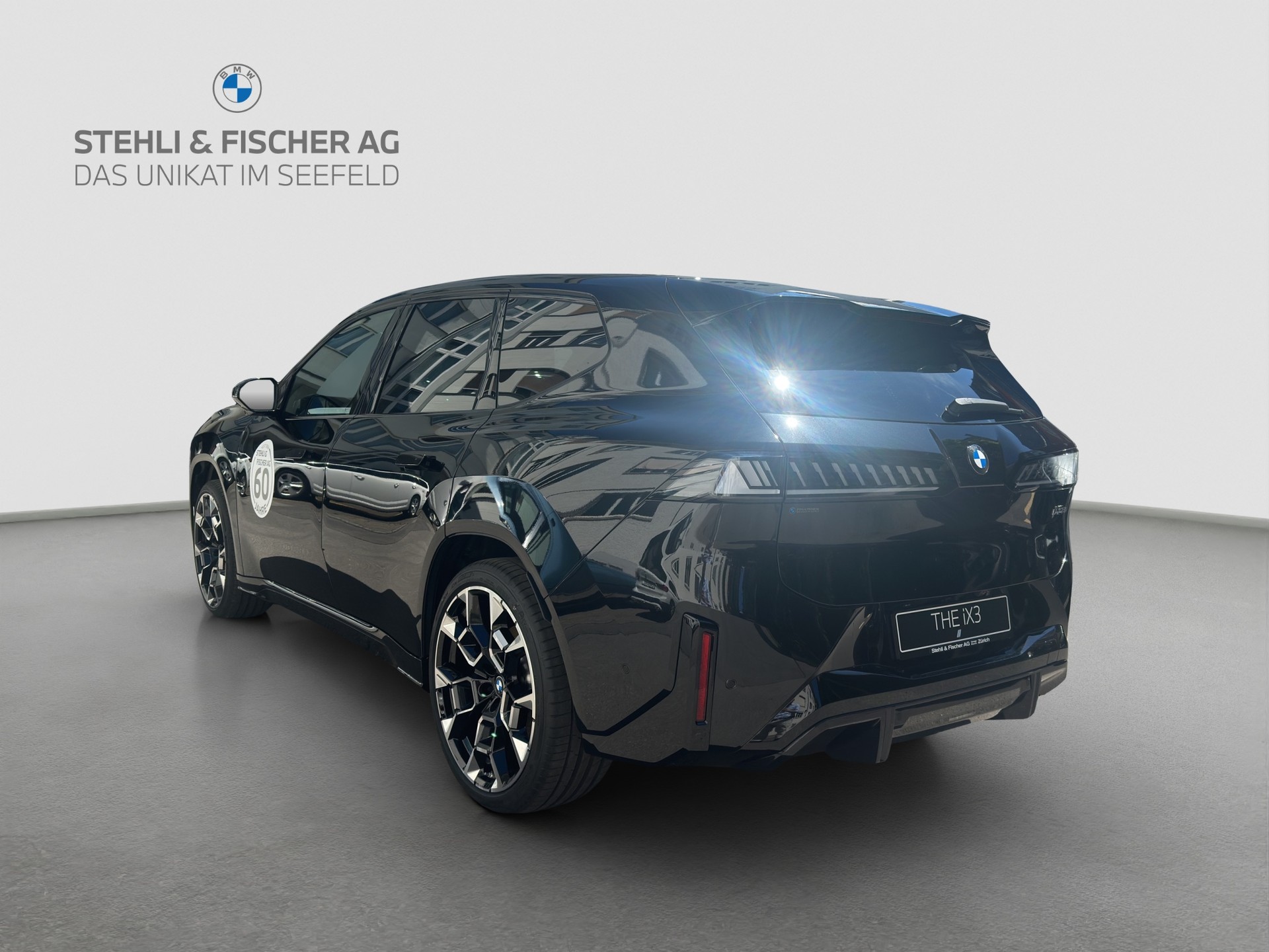 BMW iX3 50 xDrive M Sport-image-4