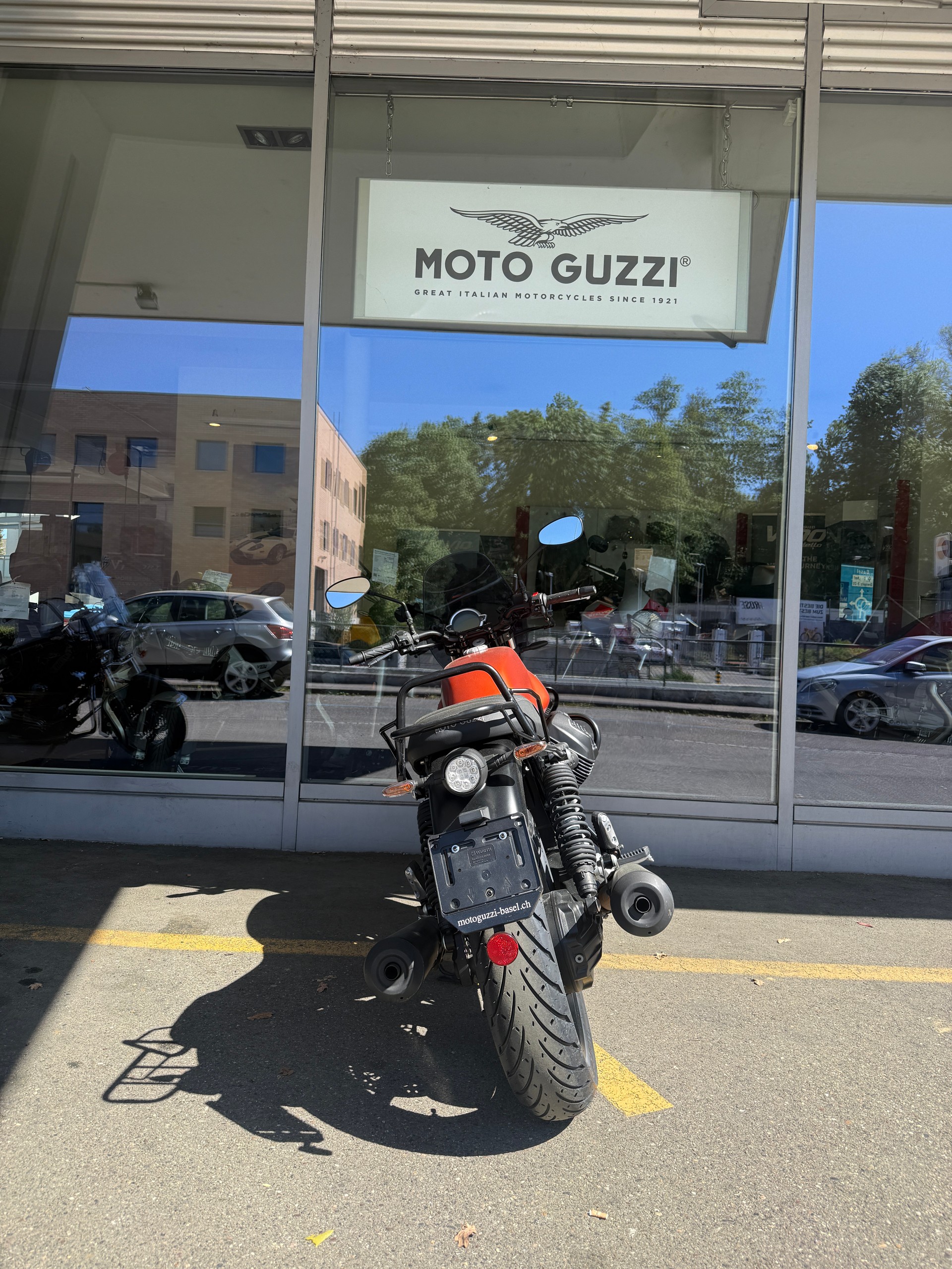 MOTO GUZZI V7 IV 850 Stone-image-8