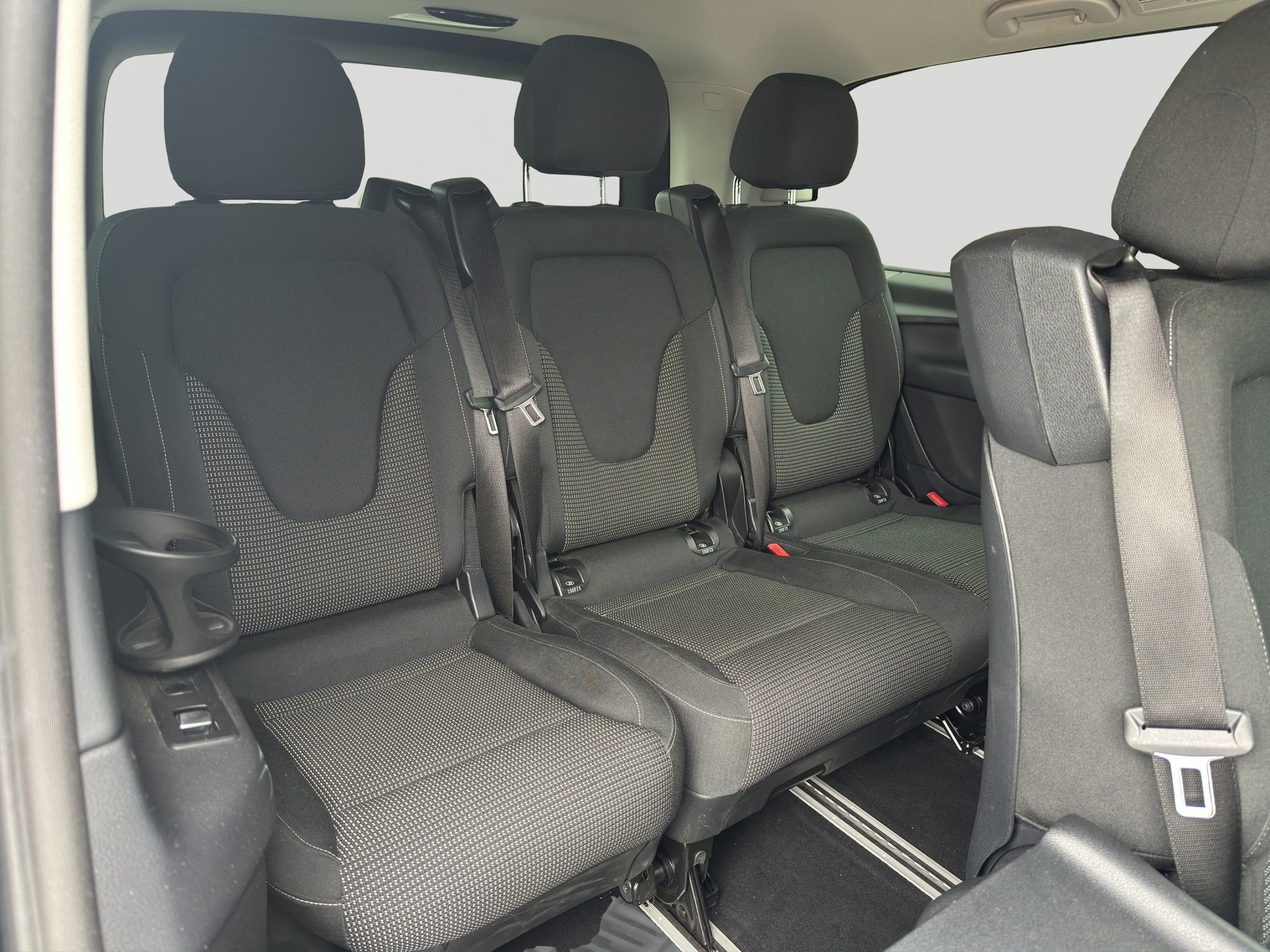 MERCEDES-BENZ V 220 d 8Pl. Edition lang 9G-Tronic-image-8