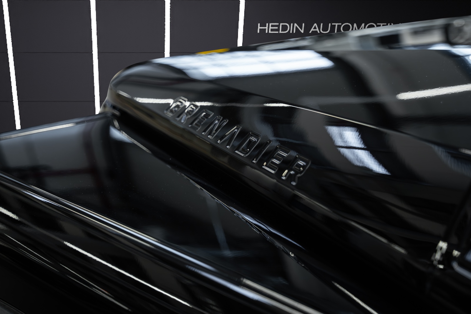 INEOS Grenadier 3.0 Black Edition-image-11