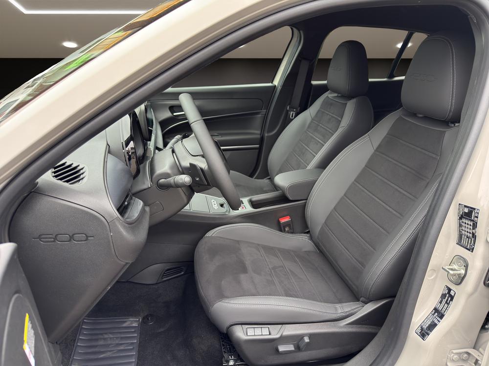 FIAT 600 1.2 Hybrid 145 Sport-image-7