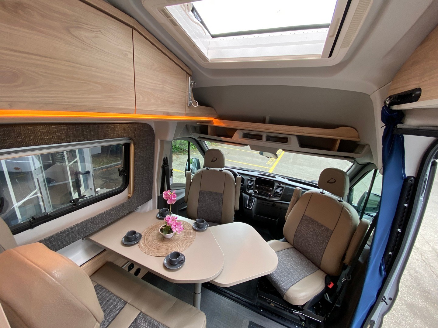 DETHLEFFS Globetrail 590C, Ford Transit 2.0TDCi 170PS Automat-image-4