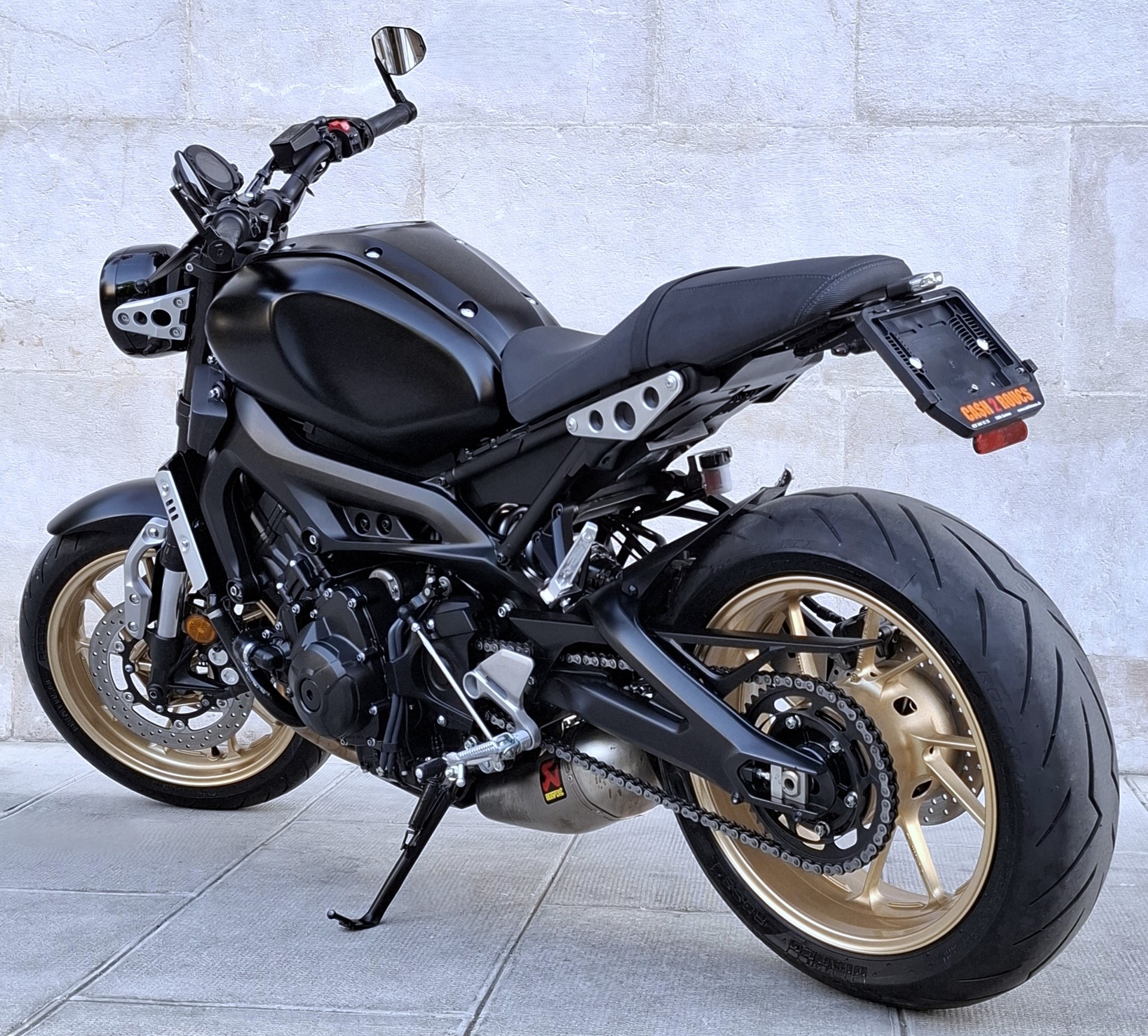 YAMAHA XSR 900-image-5