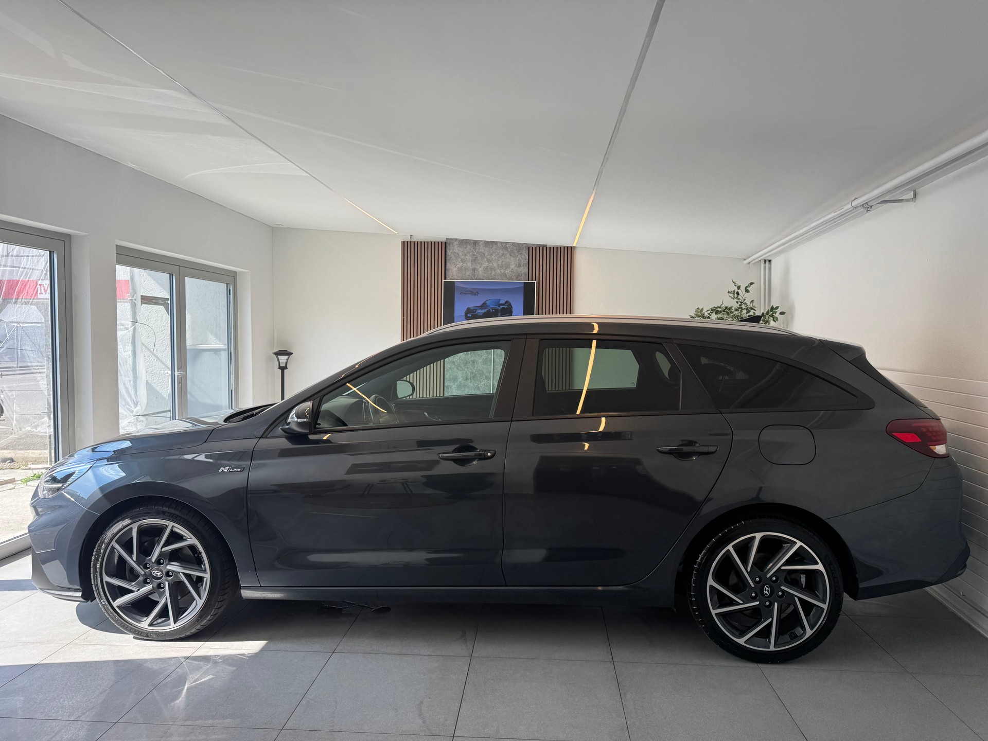 HYUNDAI i30 Wagon 1.5 T-GDi N Line Exclusive 48V MH DCT*FaceLift*-image-6