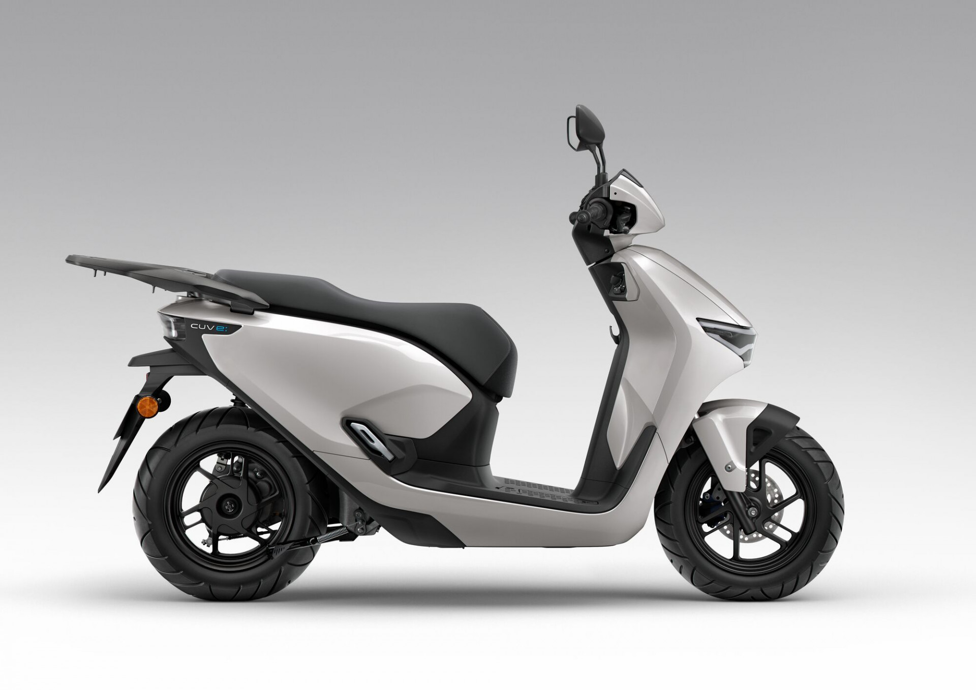 HONDA CUV e Connected-showroom-element-1