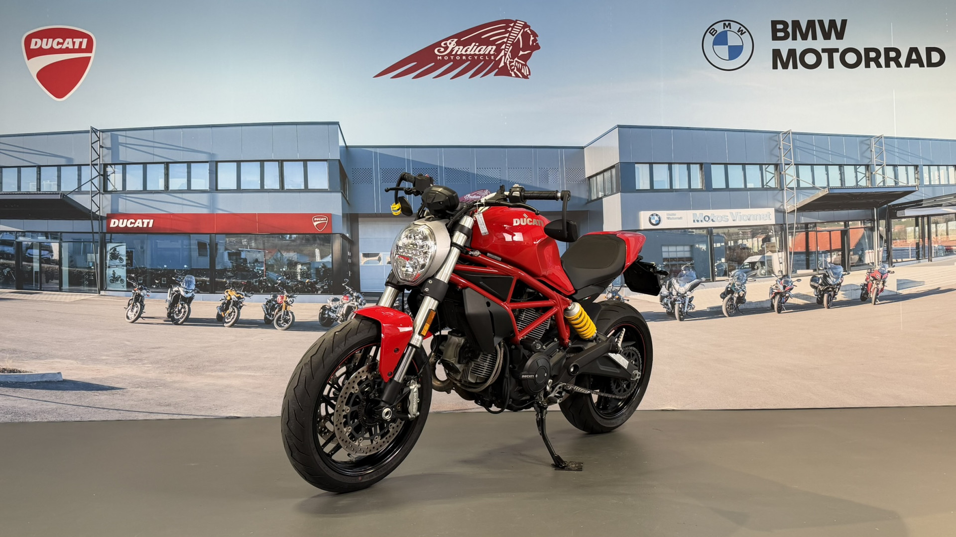 DUCATI Monster 797-showroom-element-2