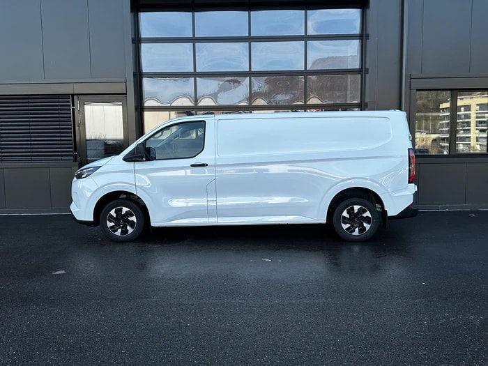 FORD Transit Custom Van 340 L2H1 65kWh Trend