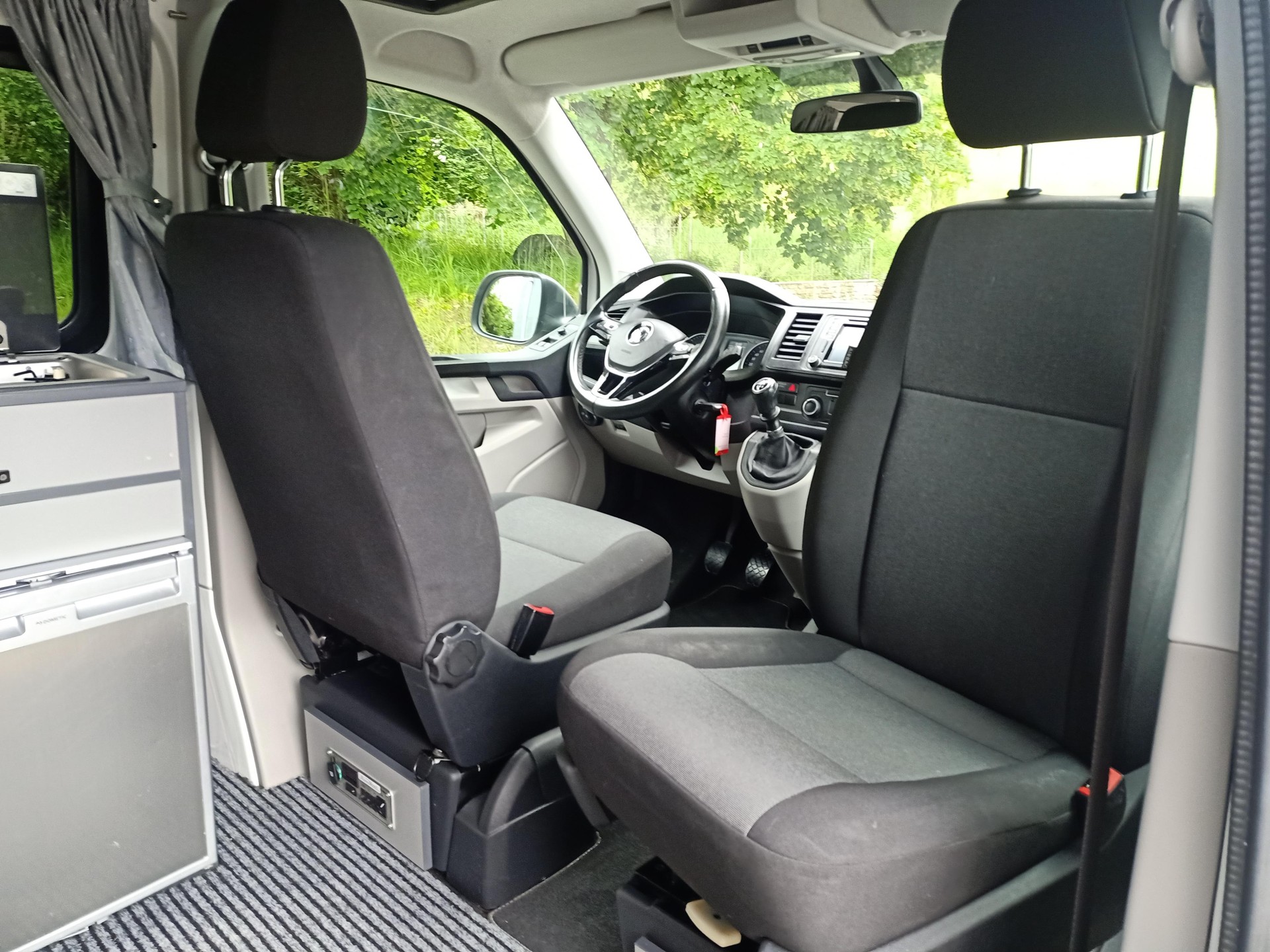 VW T6 2.0 TDI 150PS 4M 4X4 MareMonti COMFORT Camper 5Sitze-image-8