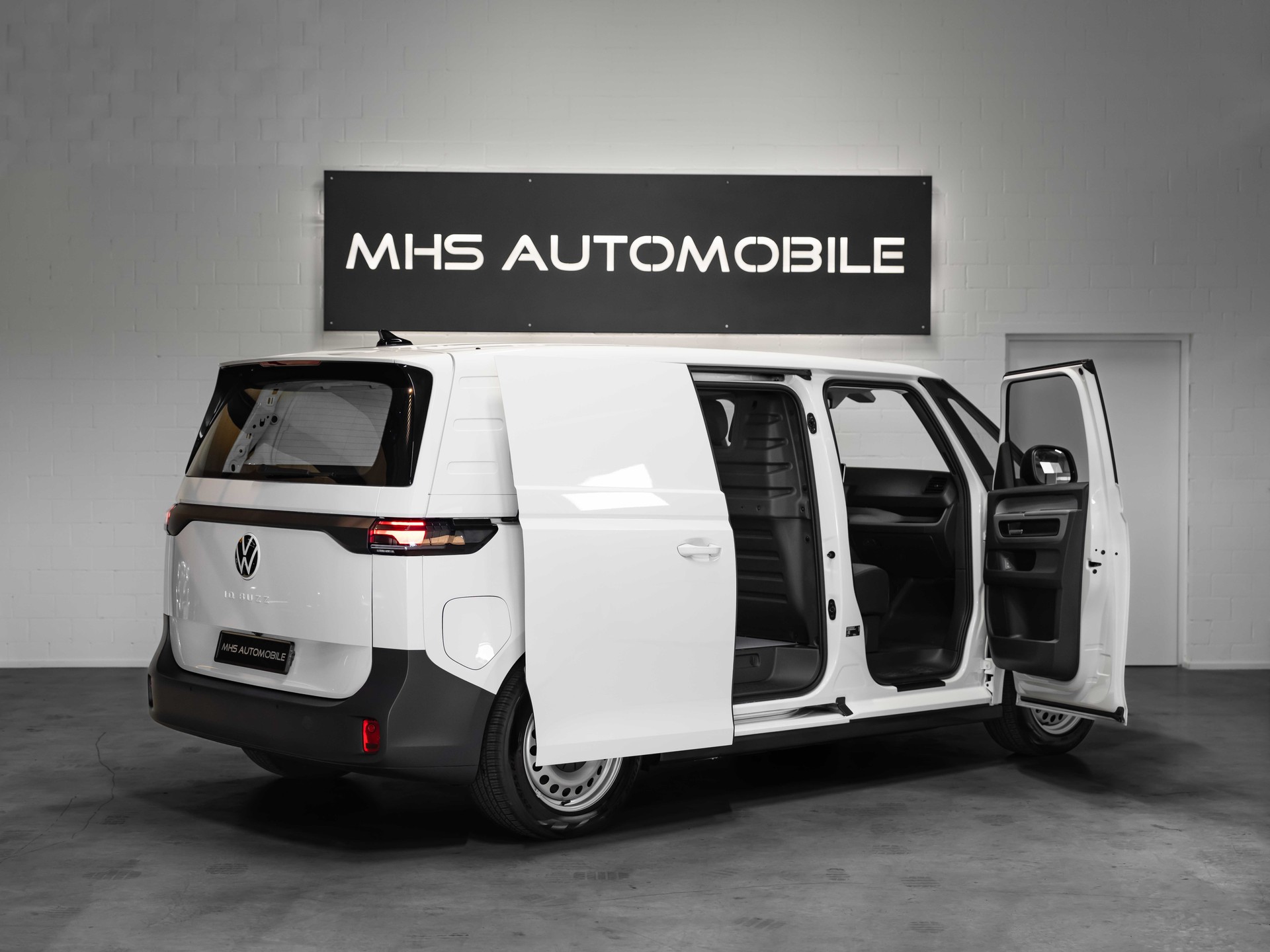 VW ID. Buzz Cargo Pro NEUSTES MODELL 5 Jahre oder 150'000km Werksgarantie-image-5