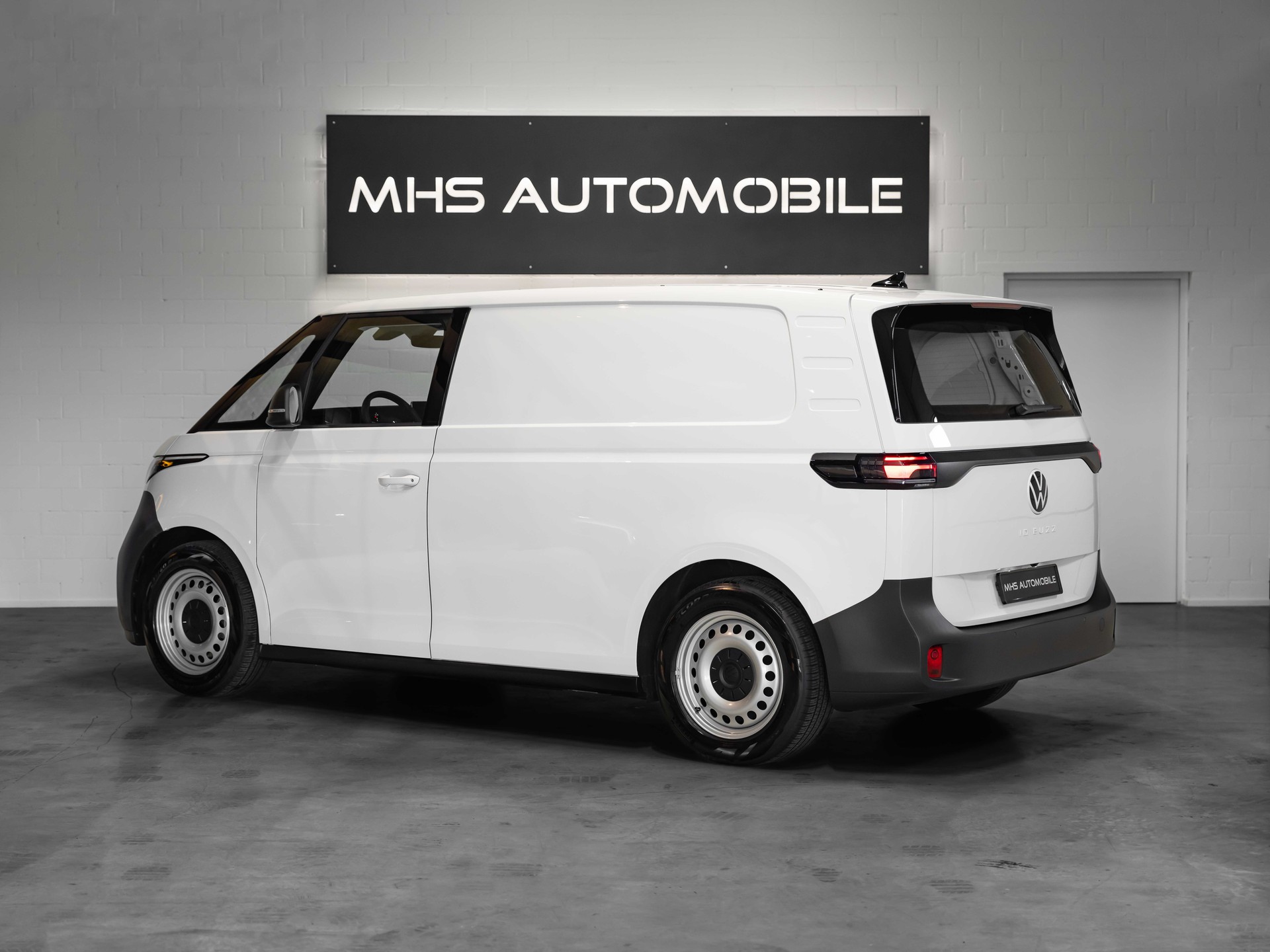 VW ID. Buzz Cargo Pro NEUSTES MODELL 5 Jahre oder 150'000km Werksgarantie-showroom-element-2