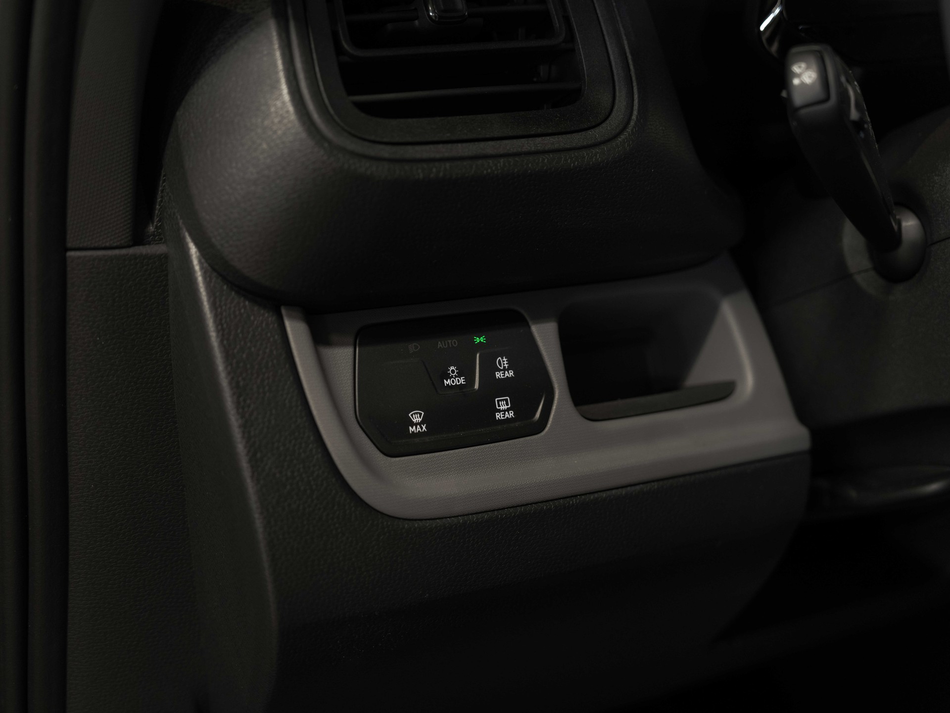 VW ID. Buzz Cargo Pro NEUSTES MODELL 5 Jahre oder 150'000km Werksgarantie-image-31