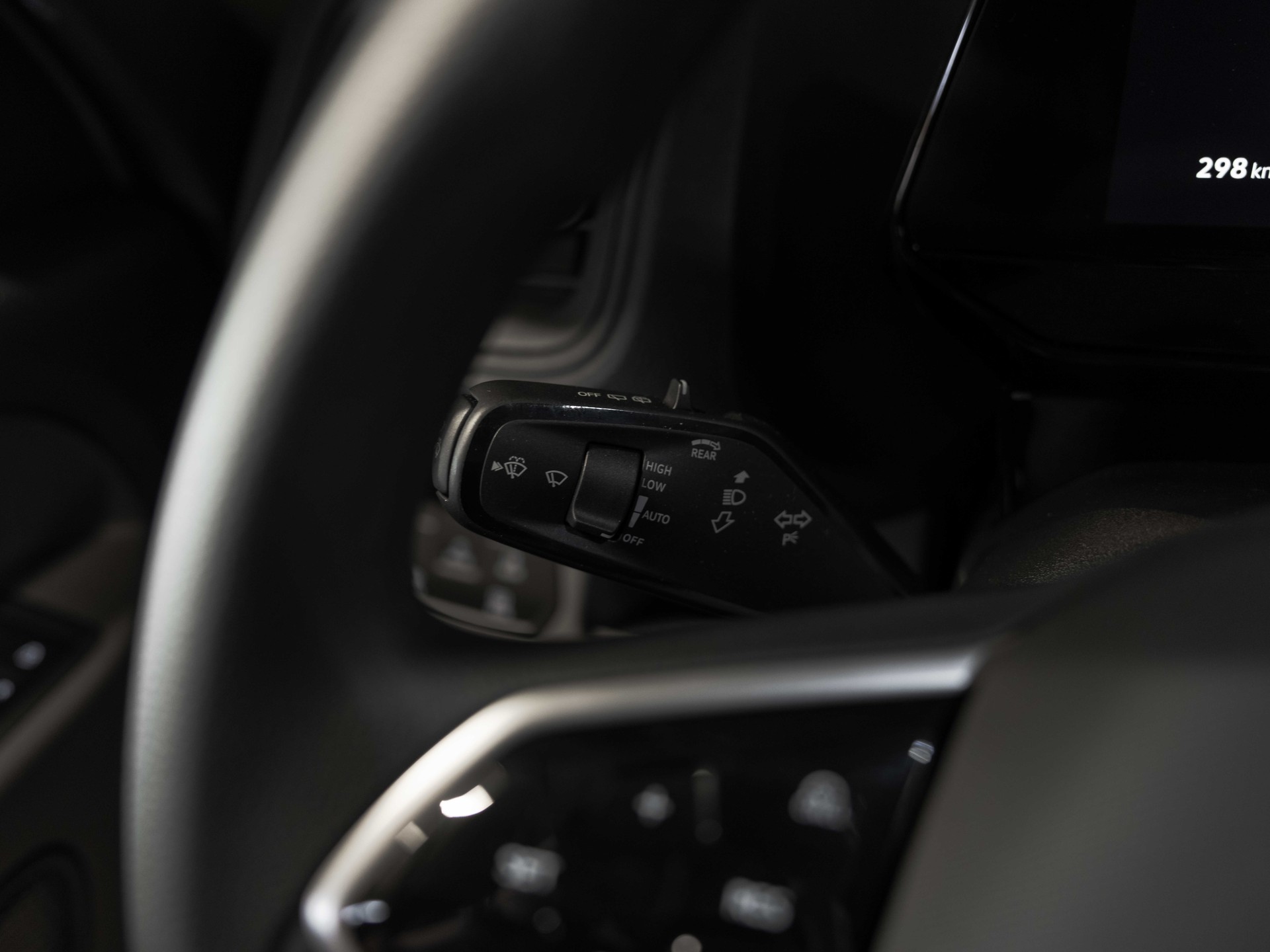 VW ID. Buzz Cargo Pro NEUSTES MODELL 5 Jahre oder 150'000km Werksgarantie-image-32