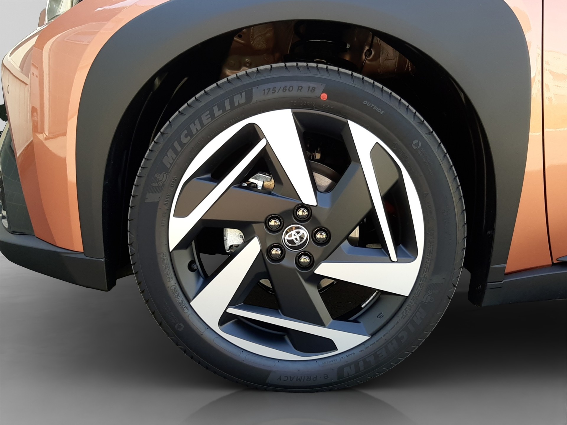 TOYOTA Aygo X 1.5 VVT-i HSD Style-image-14