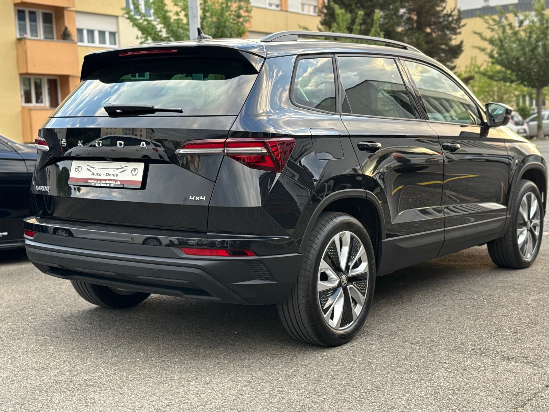 SKODA Karoq 2.0 TDI Style 4x4 DSG-image-4