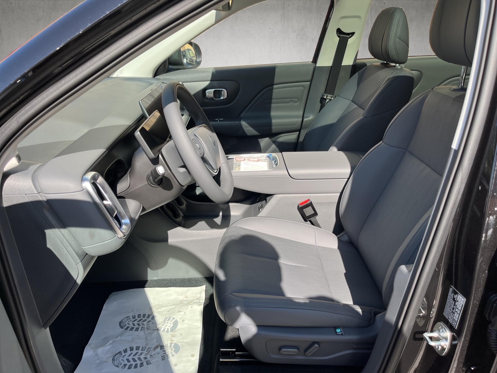 LEAPMOTOR B10 67kWh Design-image-6
