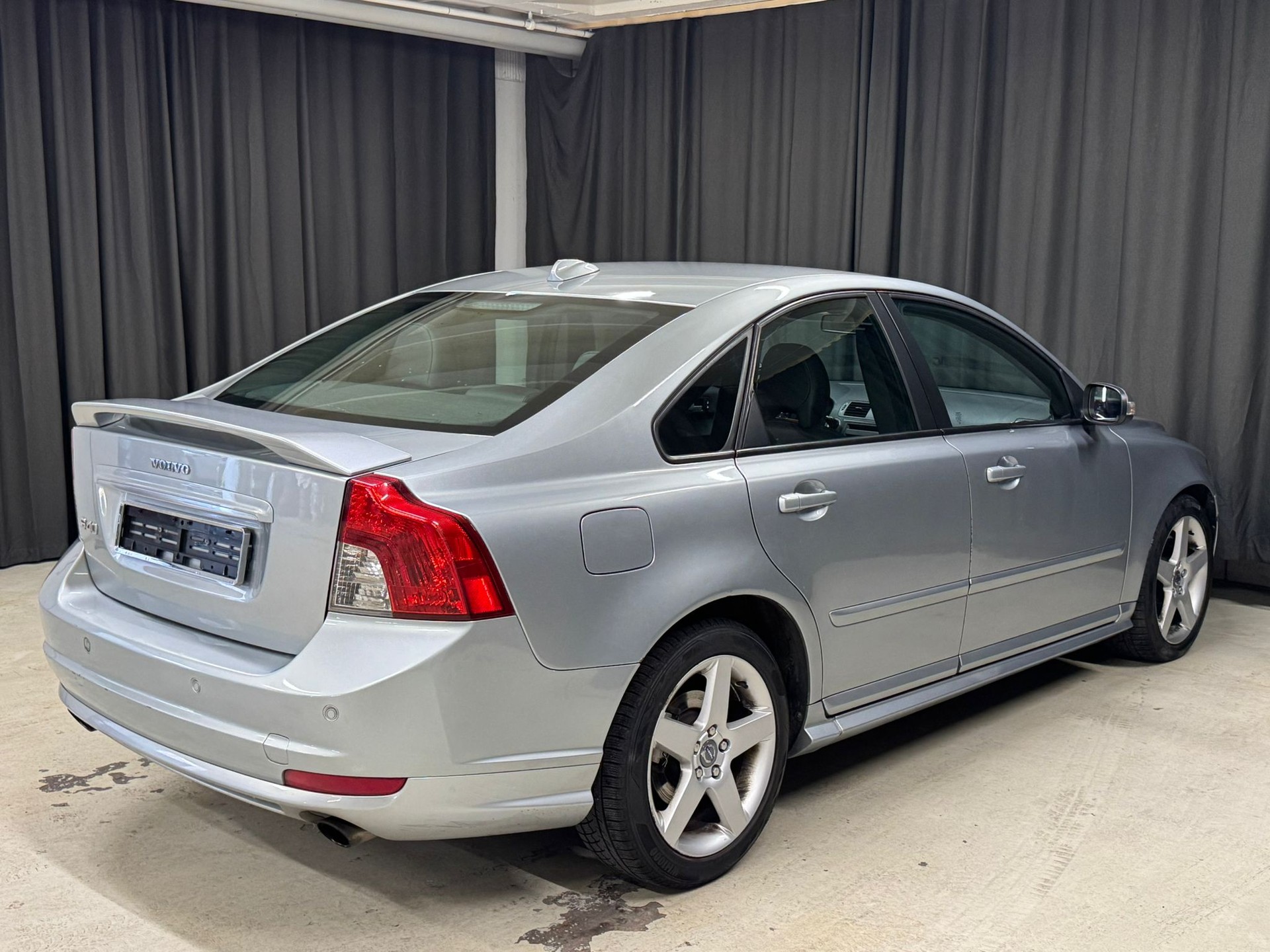 VOLVO S40 D5 Momentum Geartronic-image-3