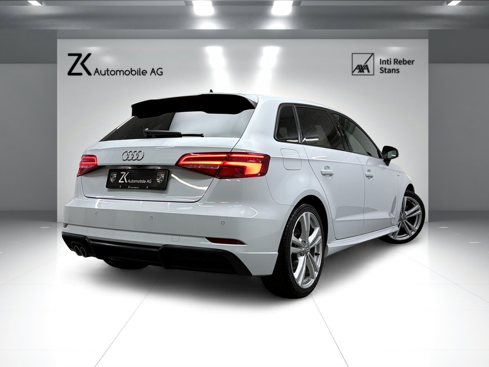 AUDI A3 Sportback 35 TFSI Sport S-Line GLETSCHERWEISS S-tronic / RF-Kamera / virtual cockpit / LED / Optikpaket Titanschwarz /-showroom-element-1