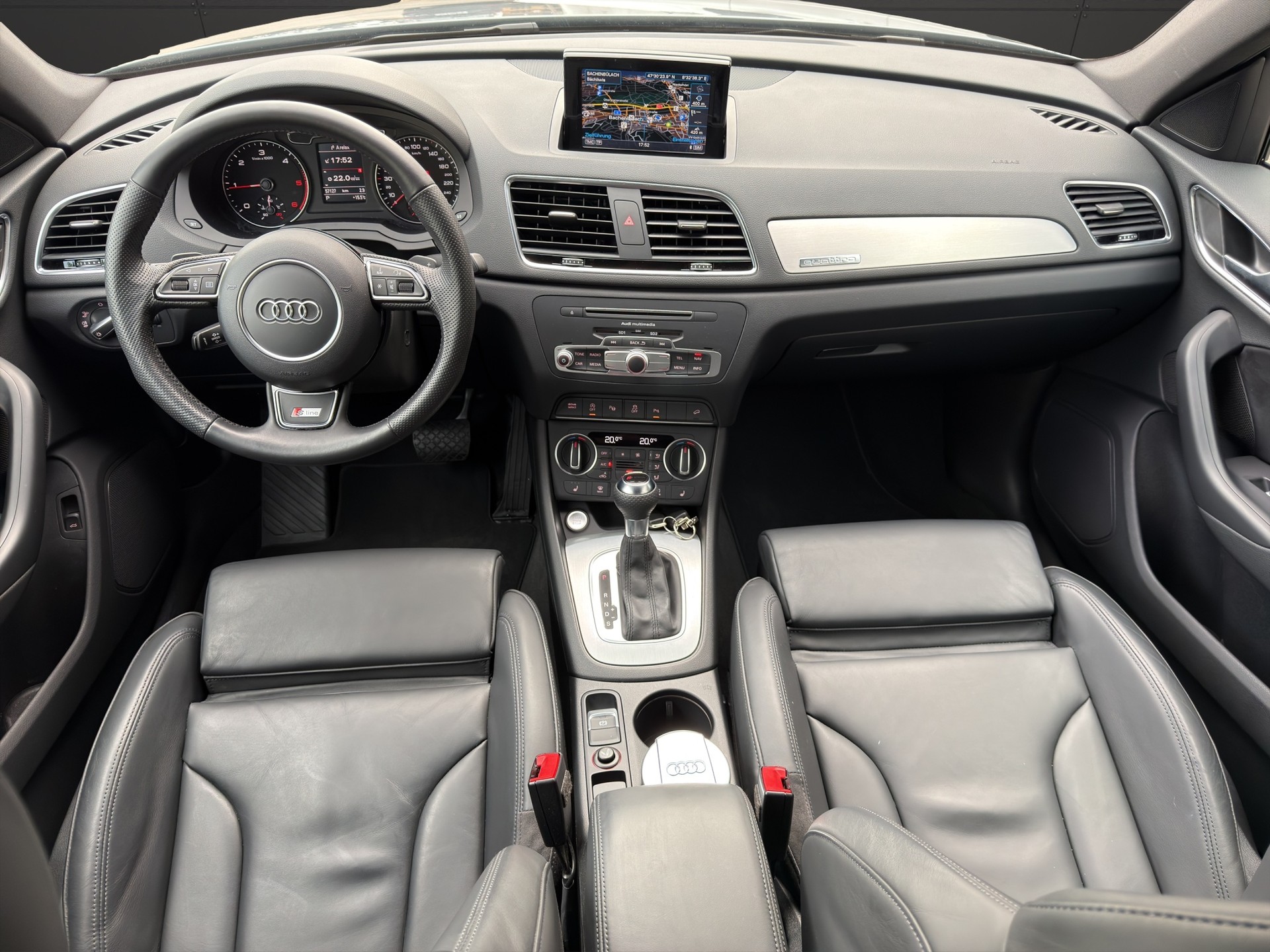 AUDI Q3 2.0 TDI S Line S-Tronic quattro Facelift 184PS-image-8