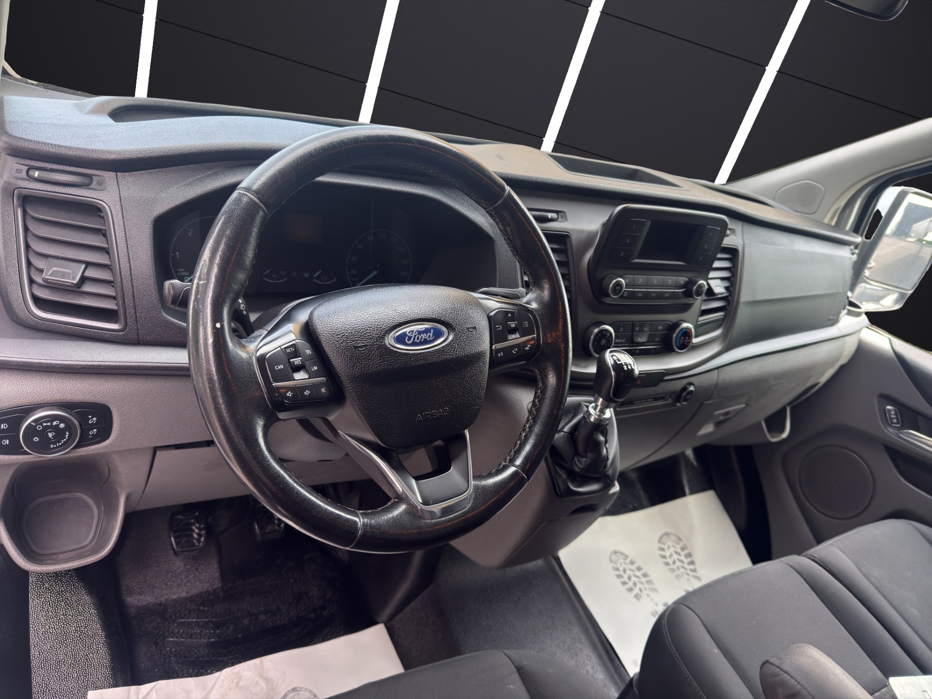 FORD FORD FORD Transit Custom Van 320 L1H1 Ambiente-image-10