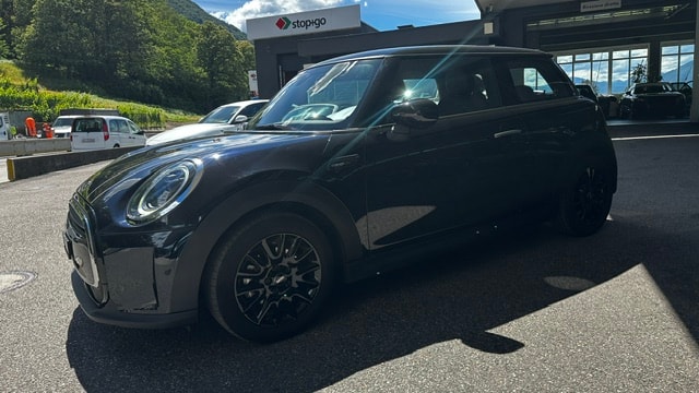 MINI Cooper Camden Edition Steptronic DKG-showroom-element-3