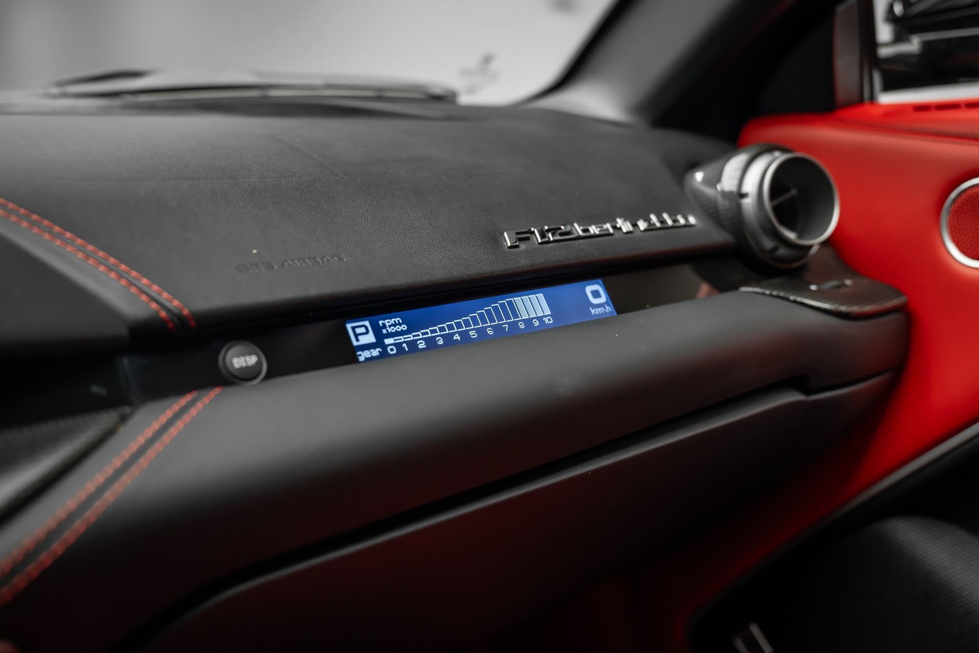FERRARI * F12 * FULL CARBON INNEN * FRISCH AB FERRARI SERVICE * LEASING AB 1333.- *-image-23